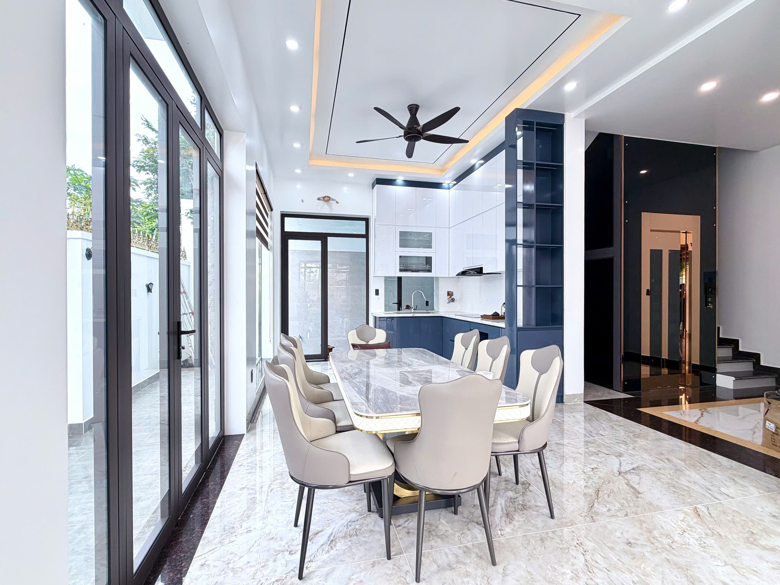 NHÀ XÂY MỚI KHU TĐC VINHOMES RIVERSIDE – HỒNG BÀNG-4