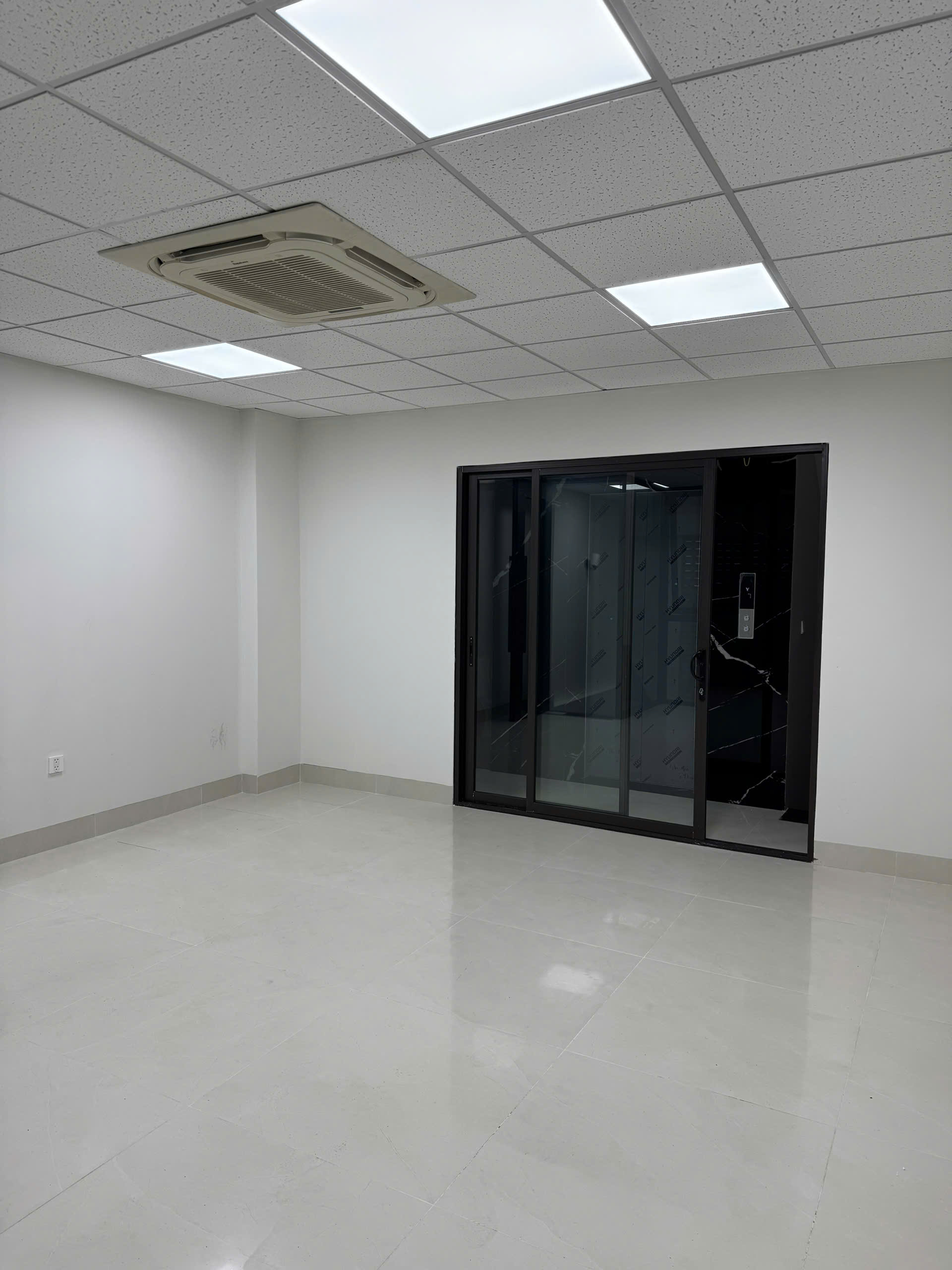 CHO THUÊ NHÀ MỚI XÂY 100% – FULL TIỆN ÍCH – KHU BẠCH MAI, HÀ NỘI-4