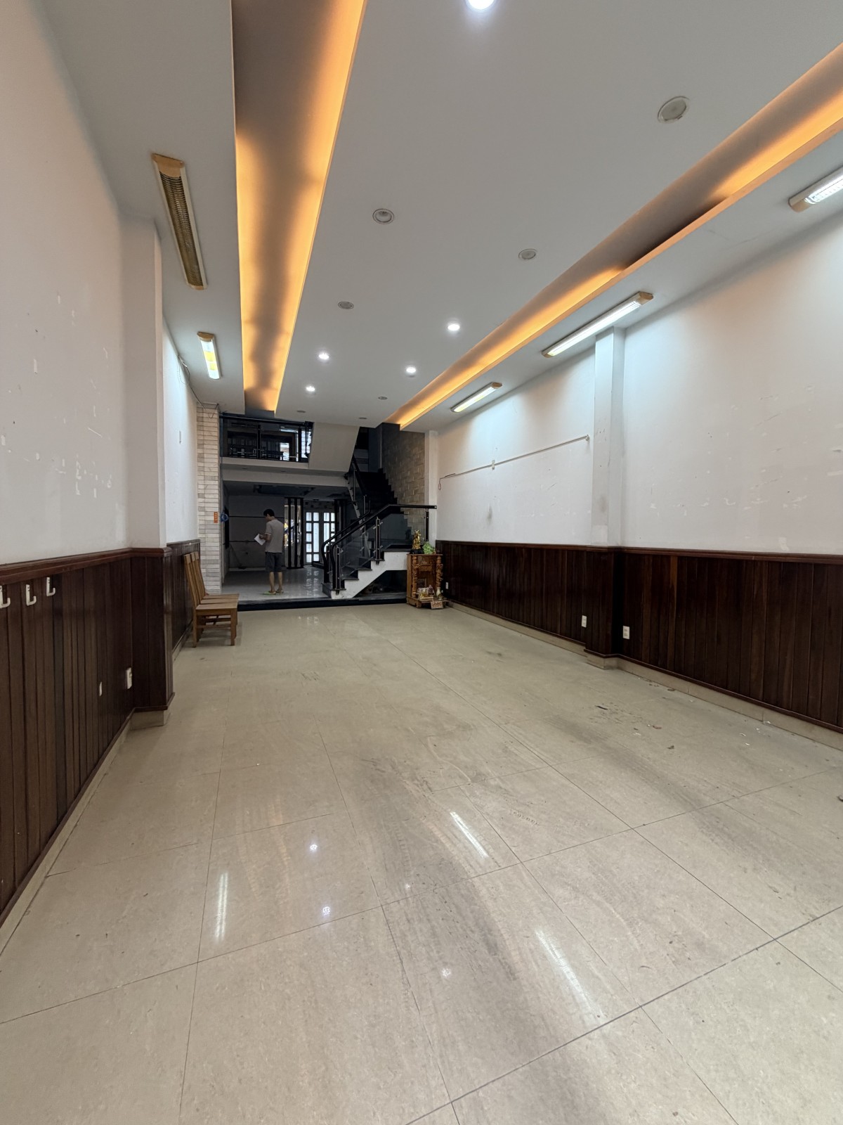 Bán nhà mặt tiền Tôn Thất Đạm 90m2 giá 16.3 tỷ gần biển Nguyễn Tất Thành