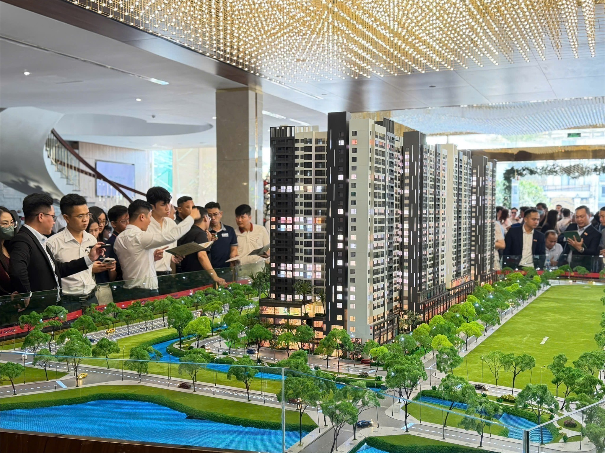 Chỉ từ 7 triệu/tháng, bạn đã sở hữu căn hộ 67m² – view hồ bơi đẹp THE EMERALD GARDEN VIEW