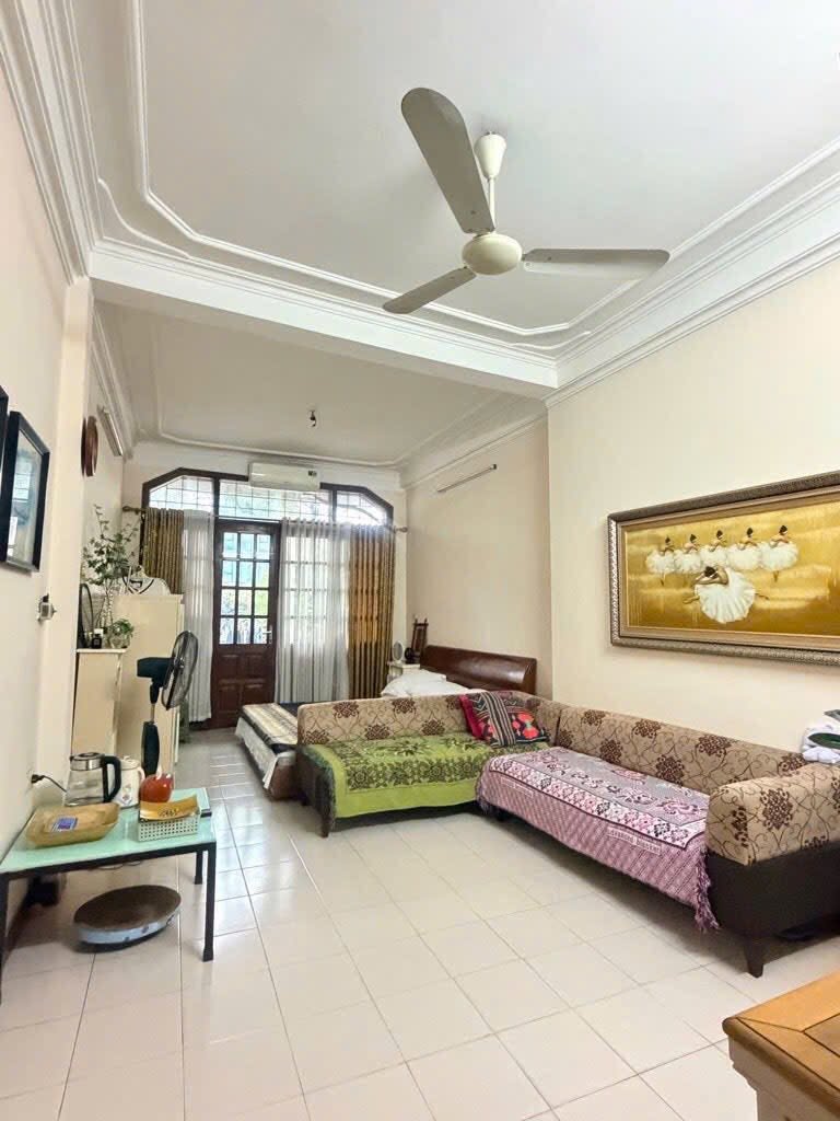 Bán nhà mặt phố Trần khát Chân, 55m2, 4 tầng, mặt tiền gần 4m, 47 tỉ, vỉa hè, kinh doanh đỉnh