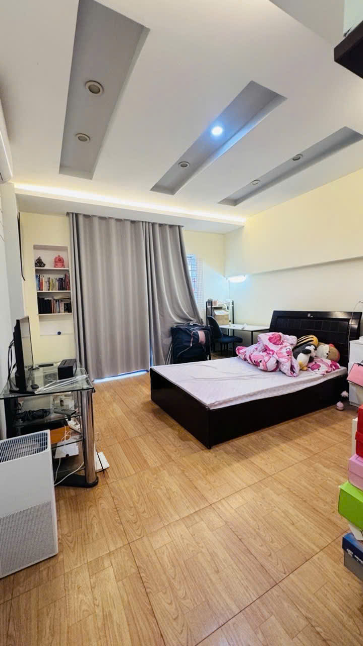 [SỔ HỒNG RIÊNG] Nhà đẹp Q7 sát Nguyễn Thị Thập - Lâm Văn Bền - DT chuẩn 5x24m, Oto ngủ trong nhà, chỉ 14 tỷ!