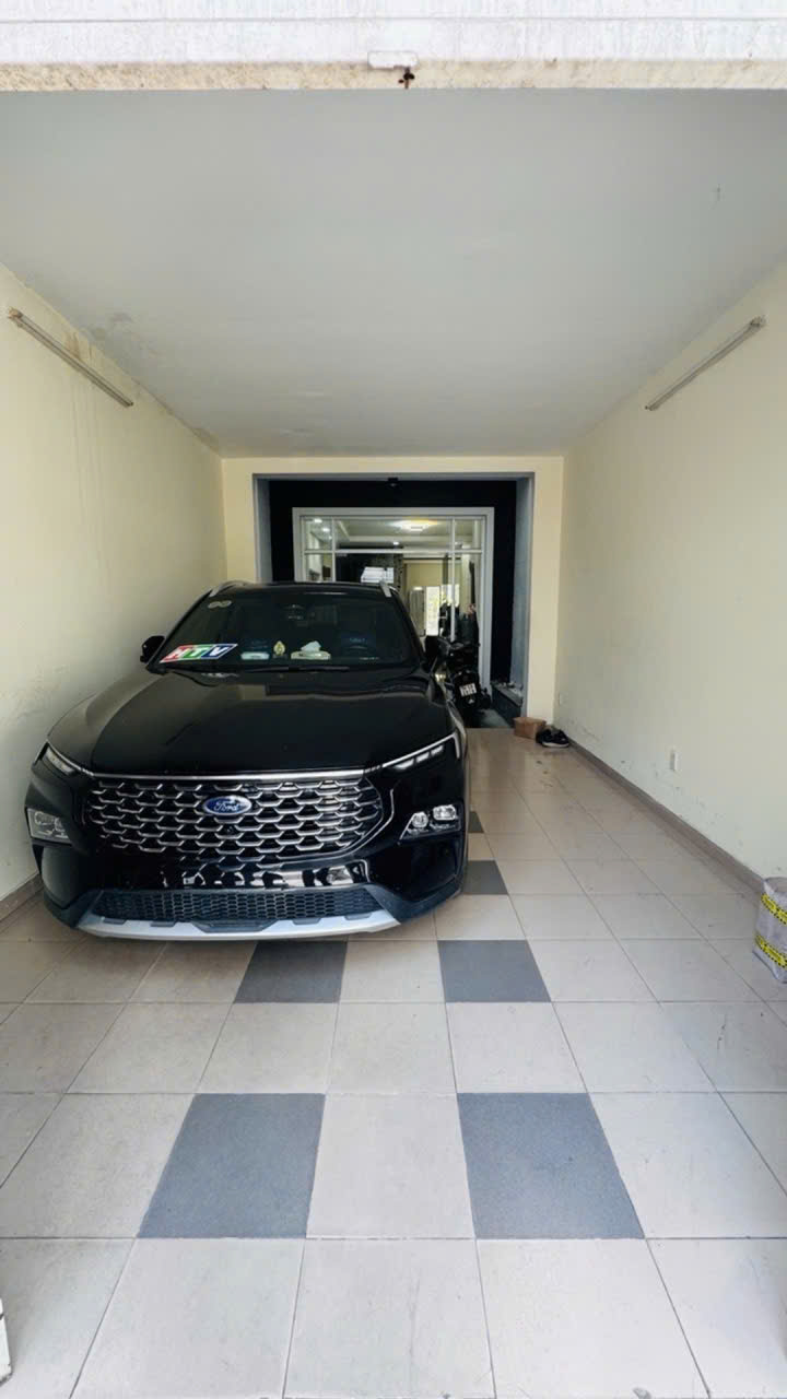 [SỐC] 14 Tỷ sở hữu nhà Q7 ngang 5m x 24m - Nguyễn Thị Thập và Lâm Văn Bền - Có chỗ để ô tô!