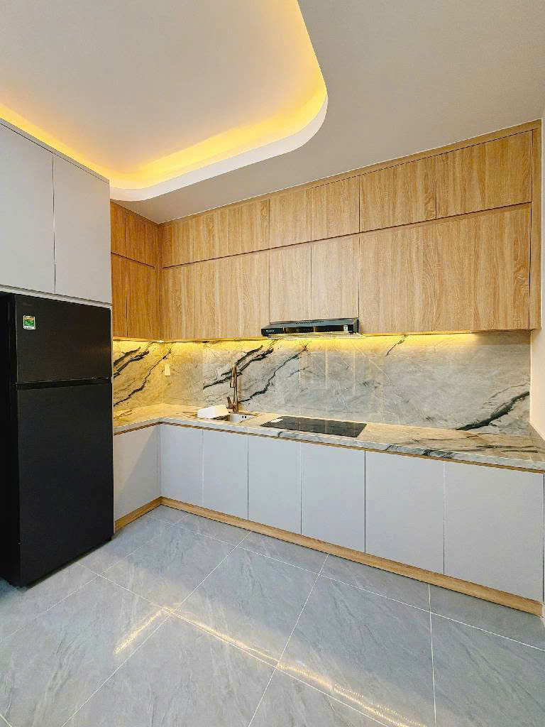 Bán nhanh nhà Nguyễn Thị Thập - Lâm Văn Bền, 5x24m, 14 tỷ, phù hợp gia đình, có chỗ để xe hơi