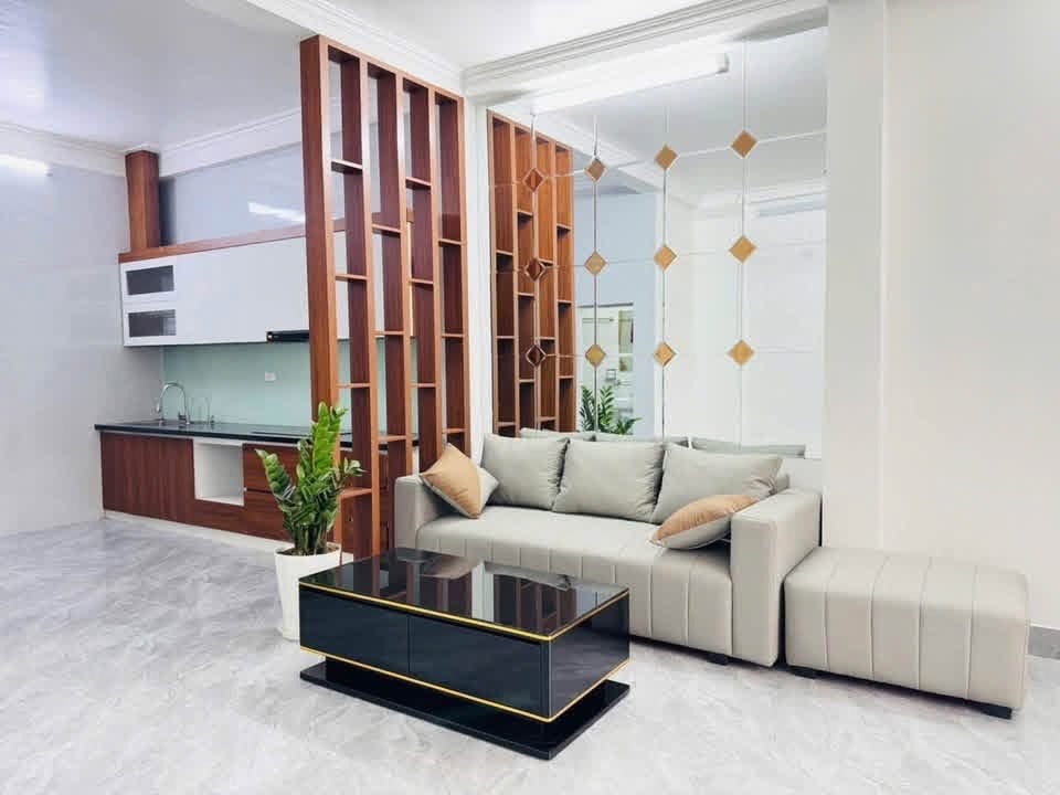 BÁN NHÀ PHỐ LÊ QUANG ĐẠO – NHÀ DÂN XÂY CHẮC CHẮN – NGÕ XE BA GÁC – 34M² 5 TẦNG – NHỈNH 8 TỶ