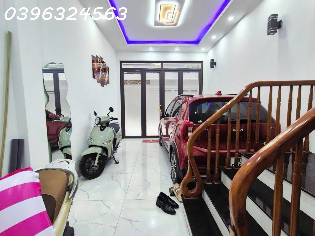 CHÍNH CHỦ GỬI BÁN NHÀ PHỐ ĐƯỜNG LÁNG – ĐỐNG ĐA PHÂN LÔ, Ô TÔ VÀO NHÀ, KINH DOANH TỐT, 10.6 TỶ