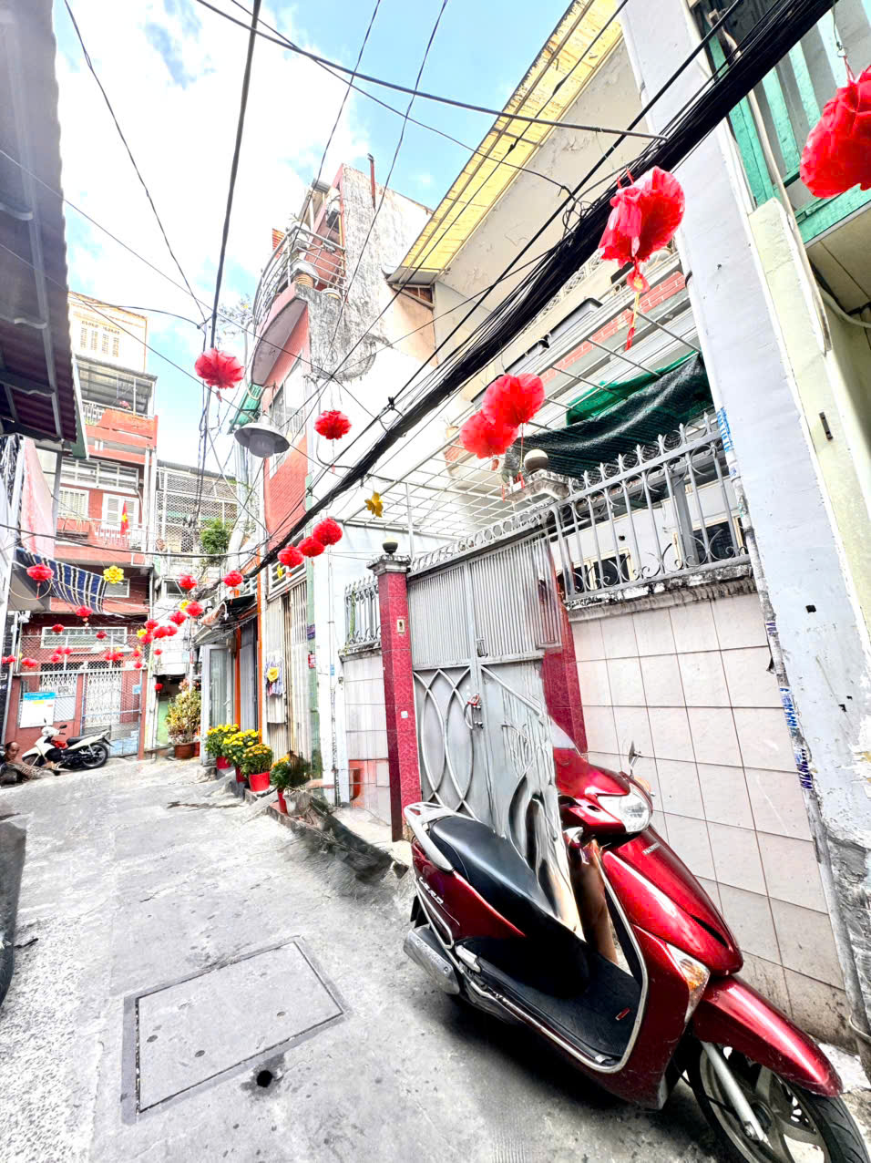 BÁN NHHAF 2 TẦNG MẶT TIỀN HXH Đ.ĐIỆN BIÊN PHỦ, QUẬN 3- NGANG LỚN 8,7M*14M FULL THỔ CƯ- 0938676685 GIANG GIANG CHÀO GIÁ CHỈ 10,5T