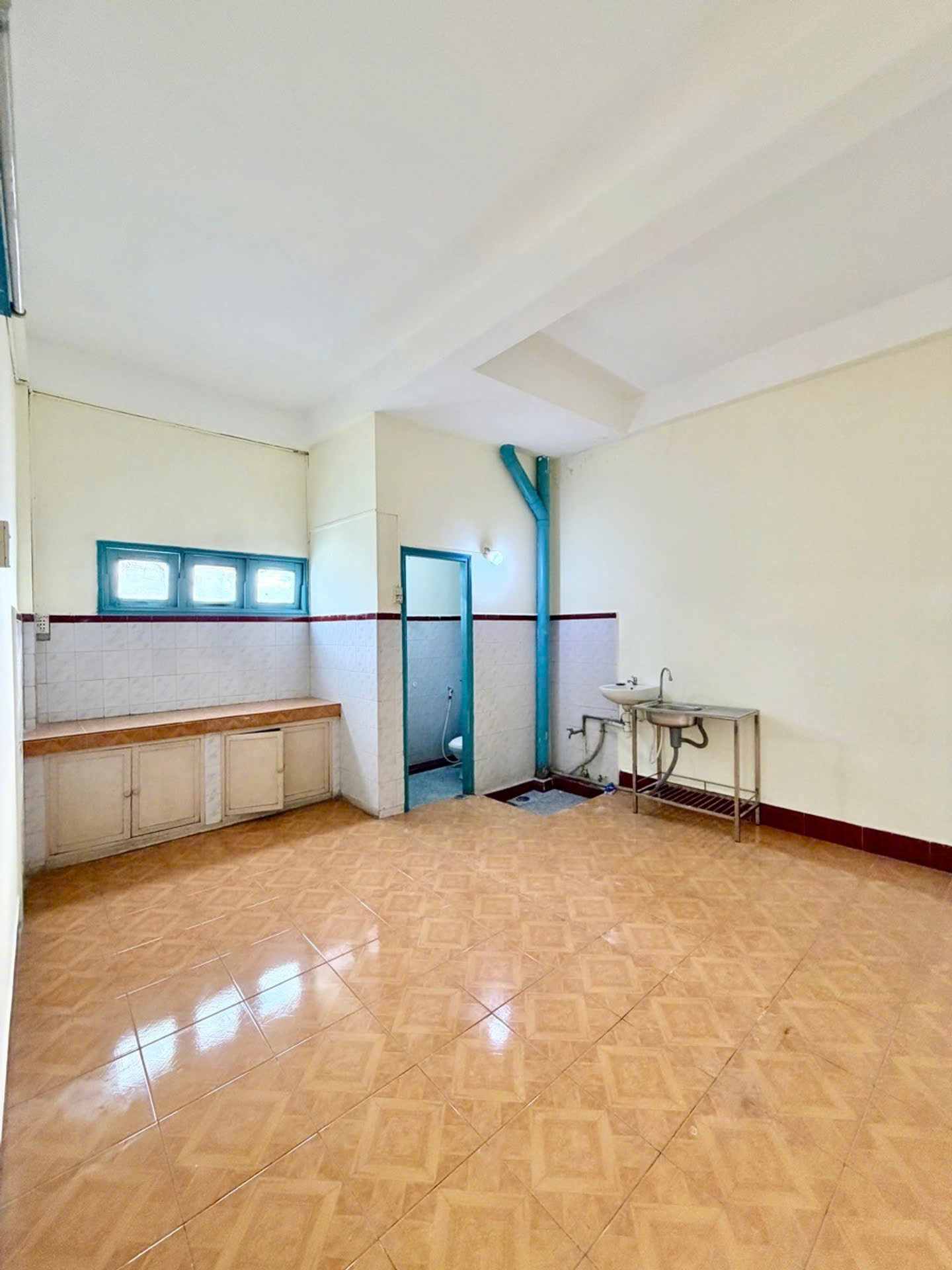 Bán căn hộ chung cư view phố Q1 SHR giá hạt rẻ