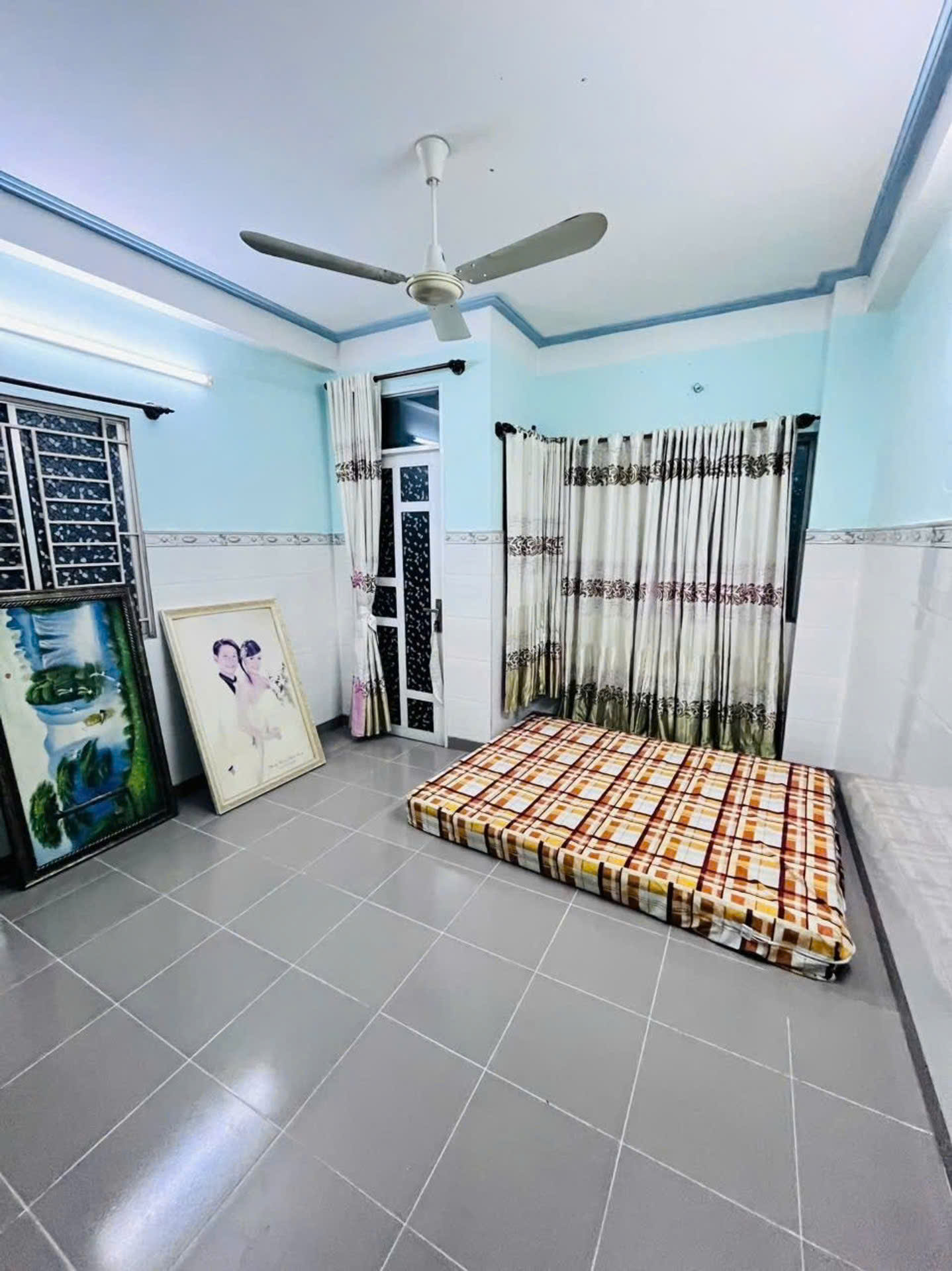 bán nhà Ngang 5.8 x 8.5 đúc 5 tấm có 3 đ
DIỆN TÍCH SD 250 M2-3