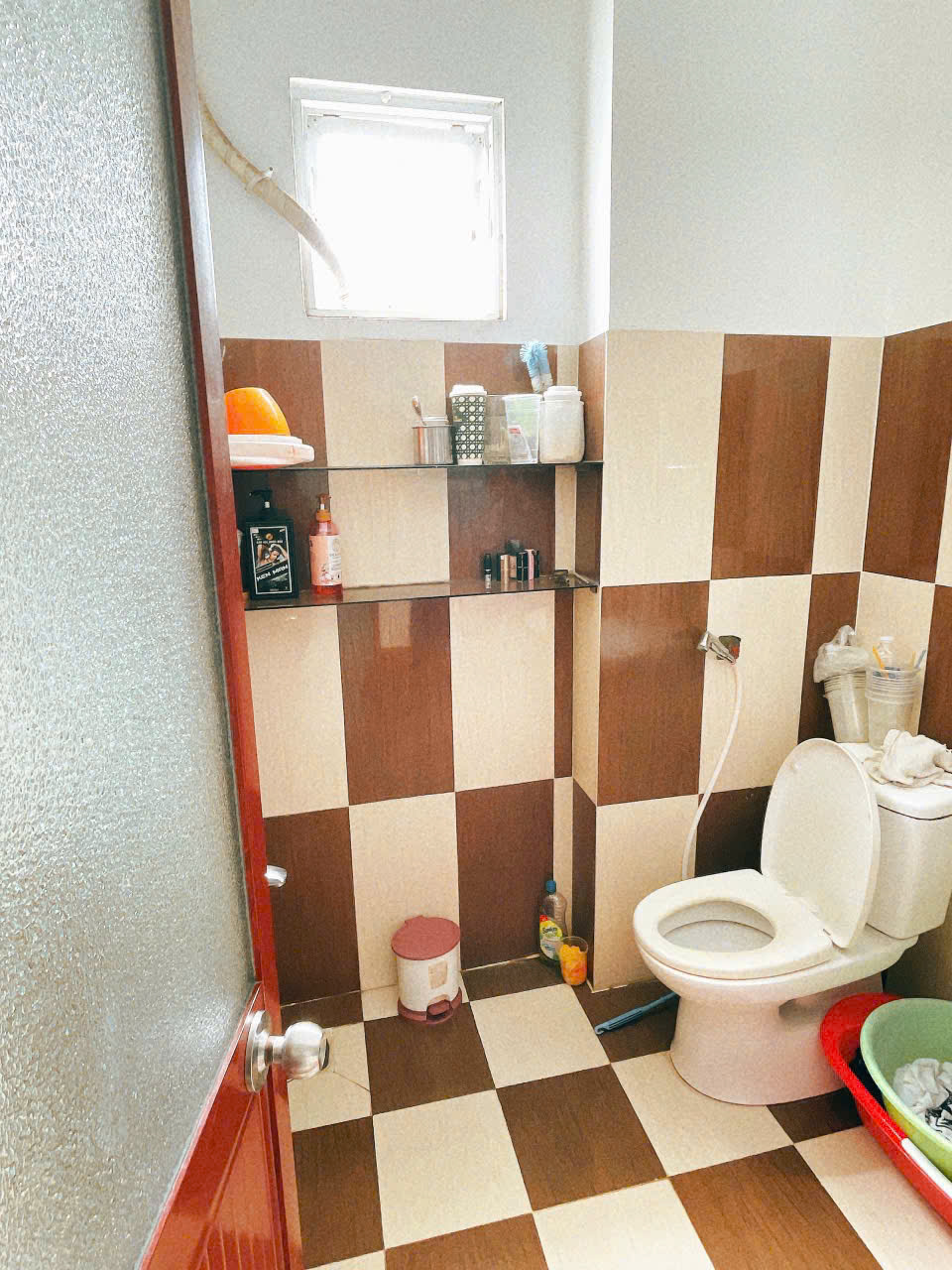 bán nhà Ngang 3.2 x 19.5 - ĐÚC 5 TẤM 
TRUNG TÂM Q4