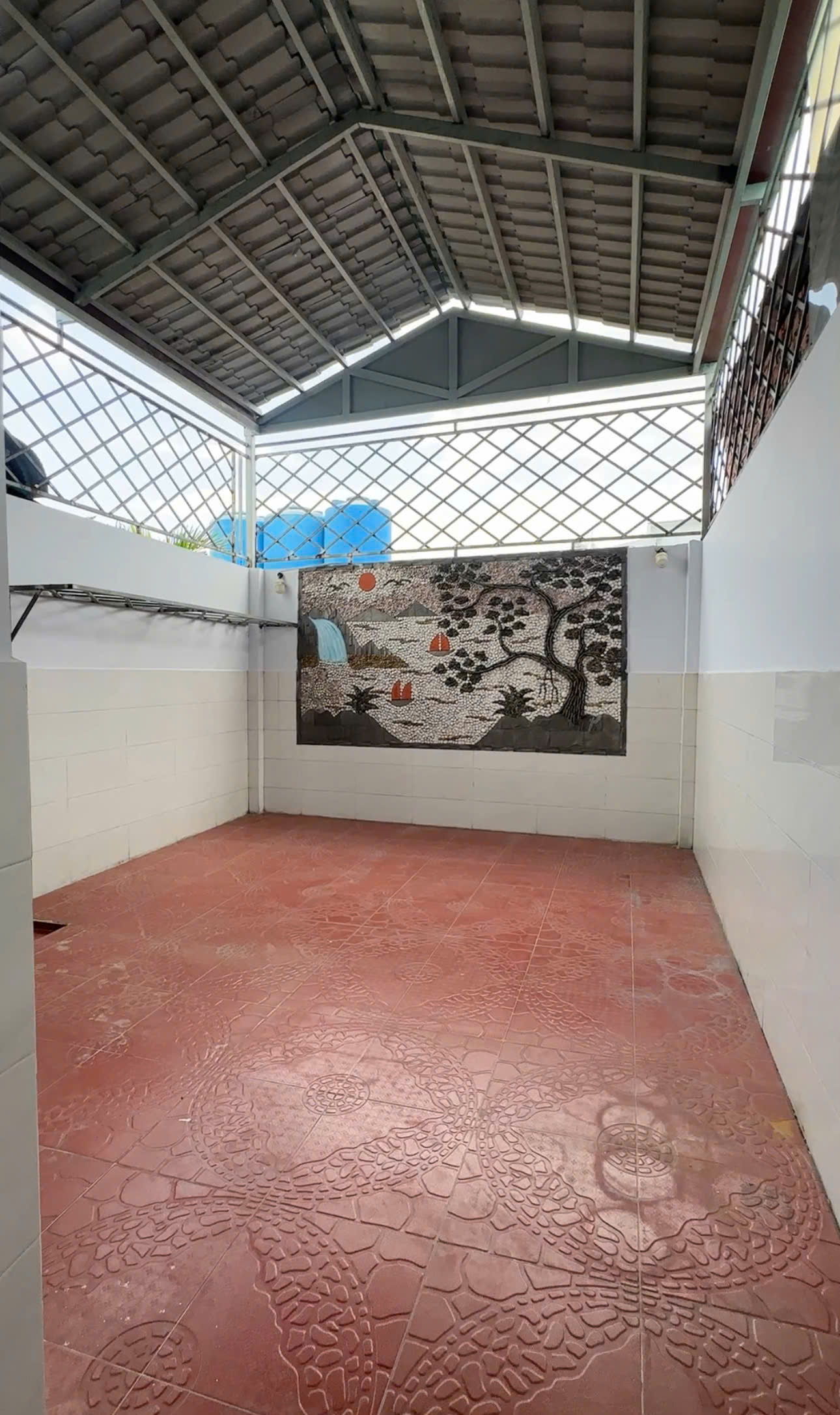 NHÀ 2 TẦNG - HẺM XE HƠI - LŨY BÁN BÍCH - CHỈ HƠN 4 TỶ