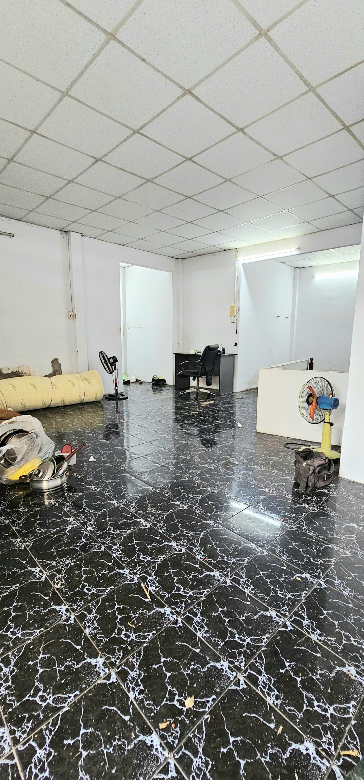 Sát mặt tiền trung tâm Q4 cạnh Q1 
Ngang 4.5 dài 10 nở Ngang 9m
Chỉ 4 tỷ-4