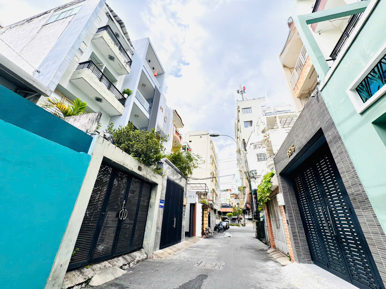 QUẬN 3: SIÊU PHẨM 17,4M*51M2- BÁN BIỆT THỰ TRẦN QUỐC TOẢN, P.XUÂN HÒA- PHÙ HỢP KHIA THÁC TÒA NHÀ BUILDING VP ĐỈNH- 0938676685 GIANG GIANG