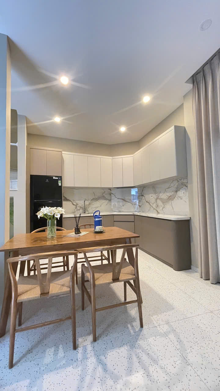 Bán Gấp nhà Võ Văn Tần - Thiết kế đẹp, vào ở ngay 36m2 , 7 .95 tỷ