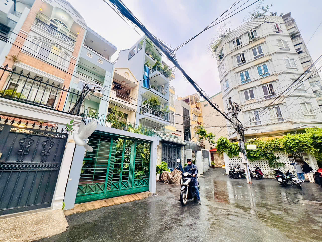 DUY NHẤT NHÀ BÁN HXH Đ.NGUYỄN BỈNH KHIÊM, QUẬN 1 - NGAY ĐÀI TRUYỀN HÌNH HTV & VĂN PHÒNG CHỈNH PHỦ LÊ DUẨN - VỊ TRÍ SIÊU VIP