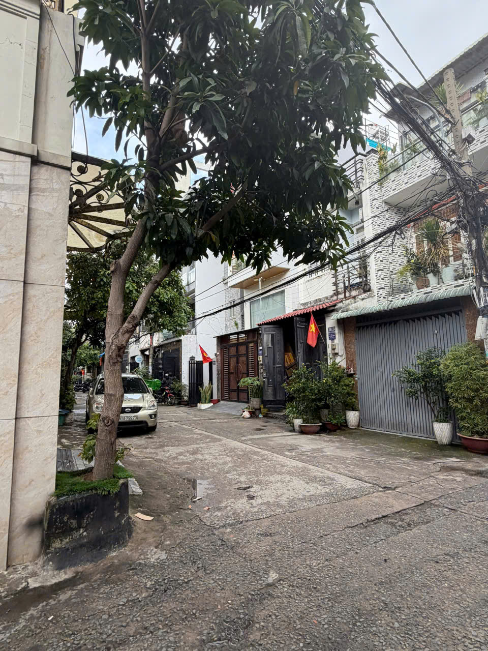 Hẻm 8m thông Đ Số 5 BHH gần Aeon Tân Phú gần chợ 3 Tầng56 56m2 Giá : 4 tỷ 1