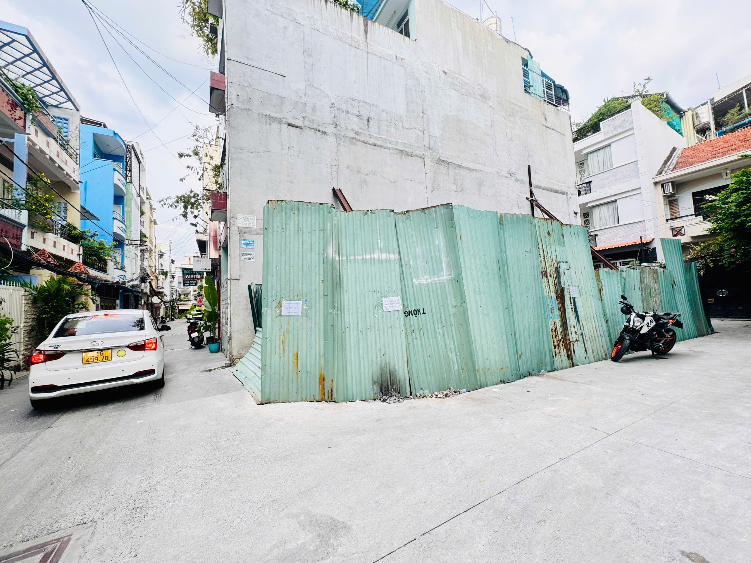 BÁN NHÀ HXH PHỐ THỜI TRANG Đ.TRẦN QUANG DIỆU, QUẬN 3 - CĂN GÓC 2 MẶT TIỀN ĐẸP - NHÀ ĐƯỢC THIẾT KẾ THEO PHONG CÁCH BIỆT THỰ CỔ ĐIỂN-3