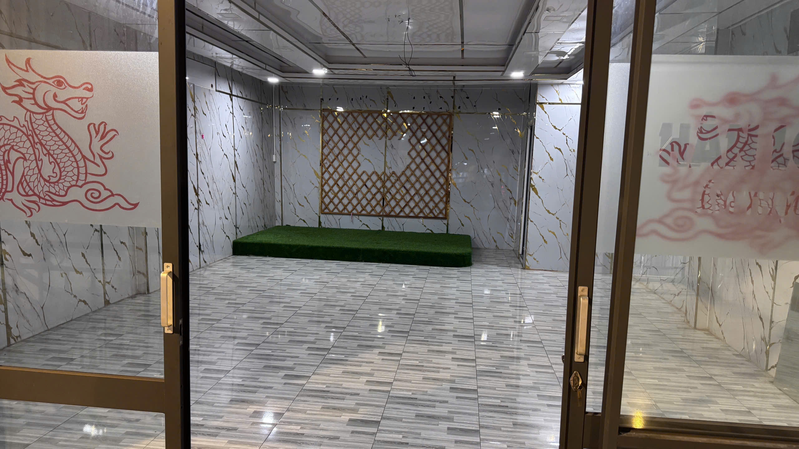 CHO THUÊ MẶT BẰNG ĐƯỜNG KÍNH DƯƠNG VƯƠNG 460m2  LÀM VĂN PHÒNG, GARAGE OTO,...