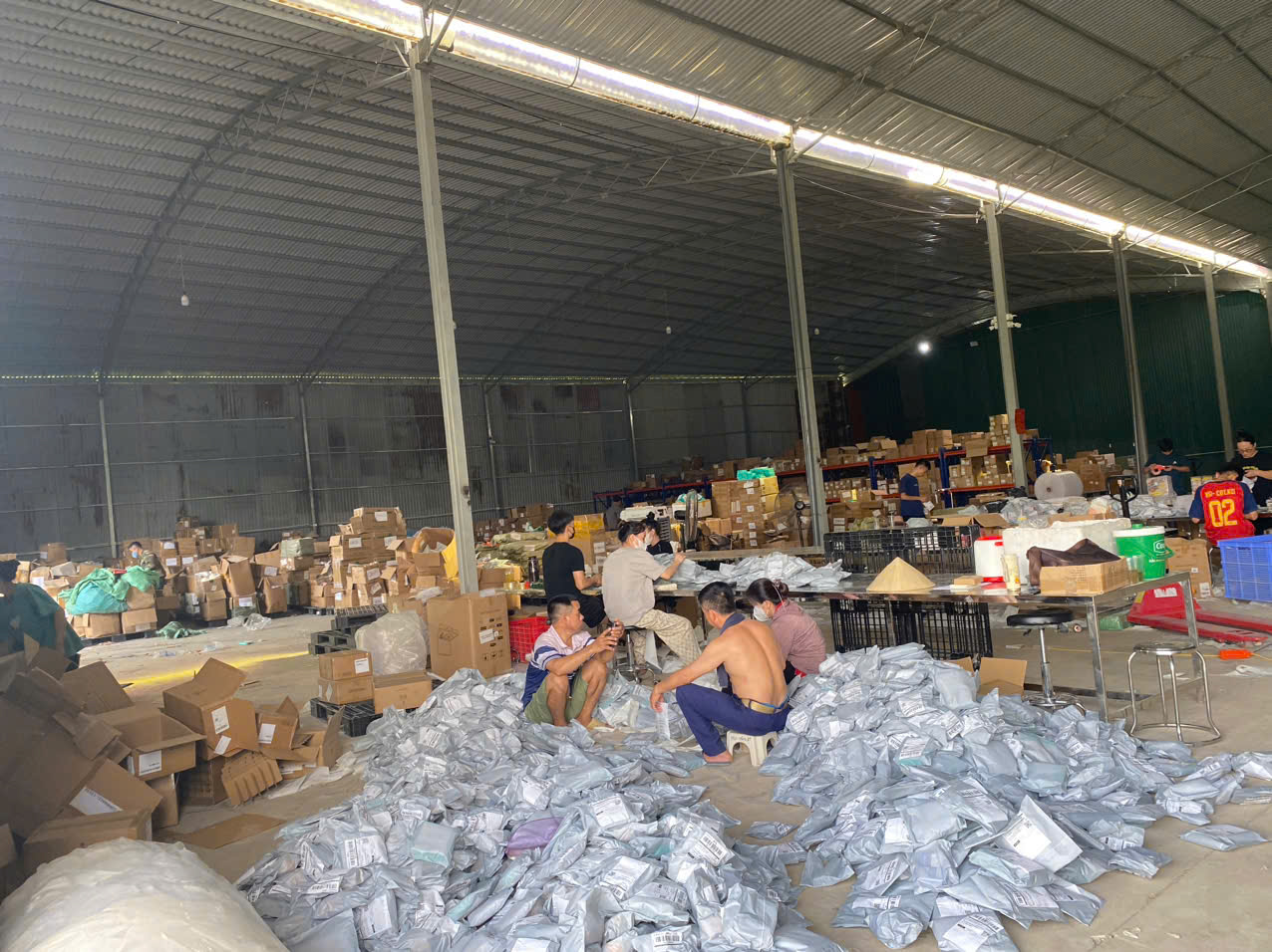 CHO THUÊ KHO XƯỞNG 1500m TẠI Đường QL3 TIÊN DƯỢC, SÓC SƠN. HÀ NỘI
