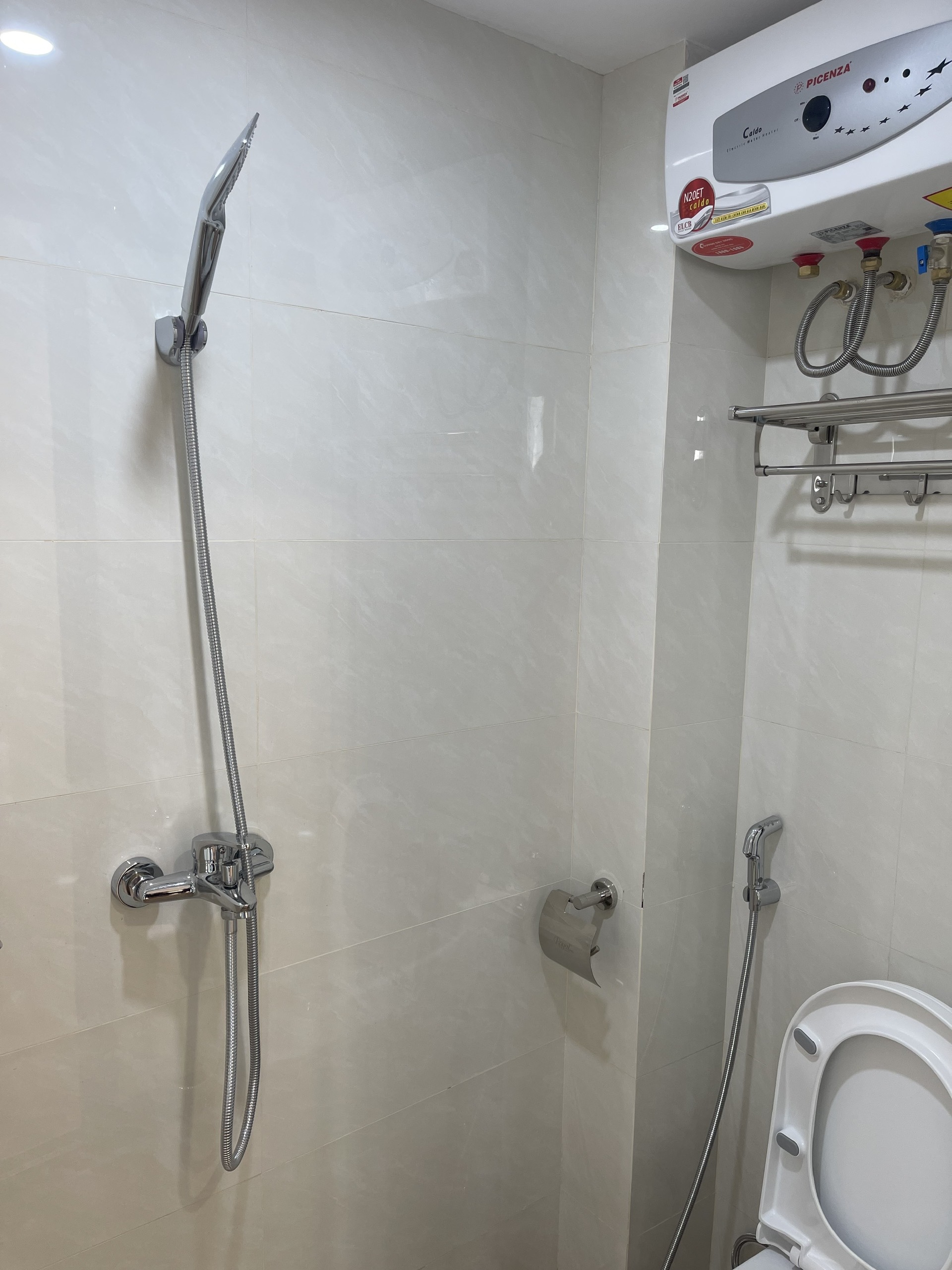 Chính chủ cần cho thuê nhà 3 tầng ở số 42B ngõ Núi Trúc, Ba Đình, Hà Nội-4