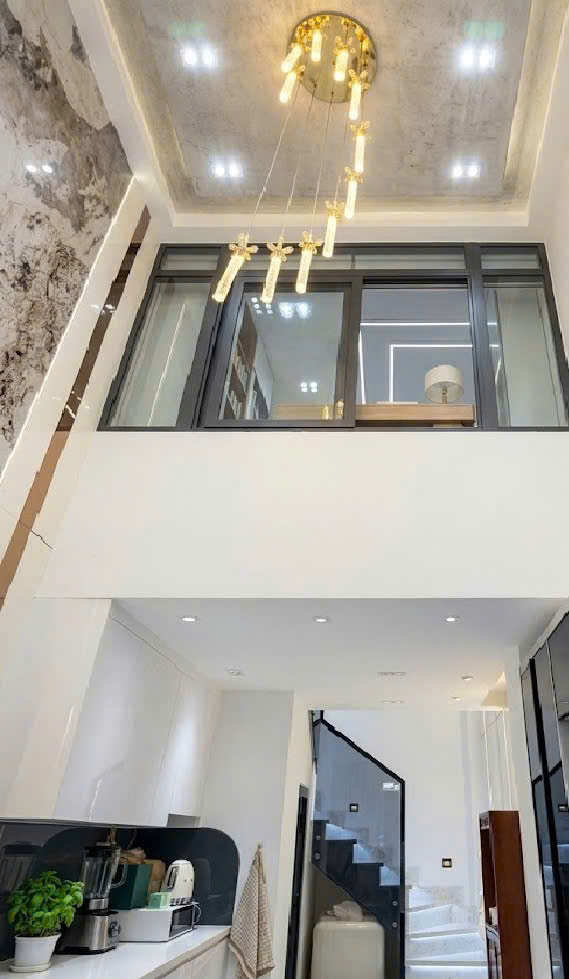 Bán nhà hẻm Ô tô Nguyễn Thiện Thuật, QUẬN 3, 3 x 7m (23 m2), giá 5.7 tỷ