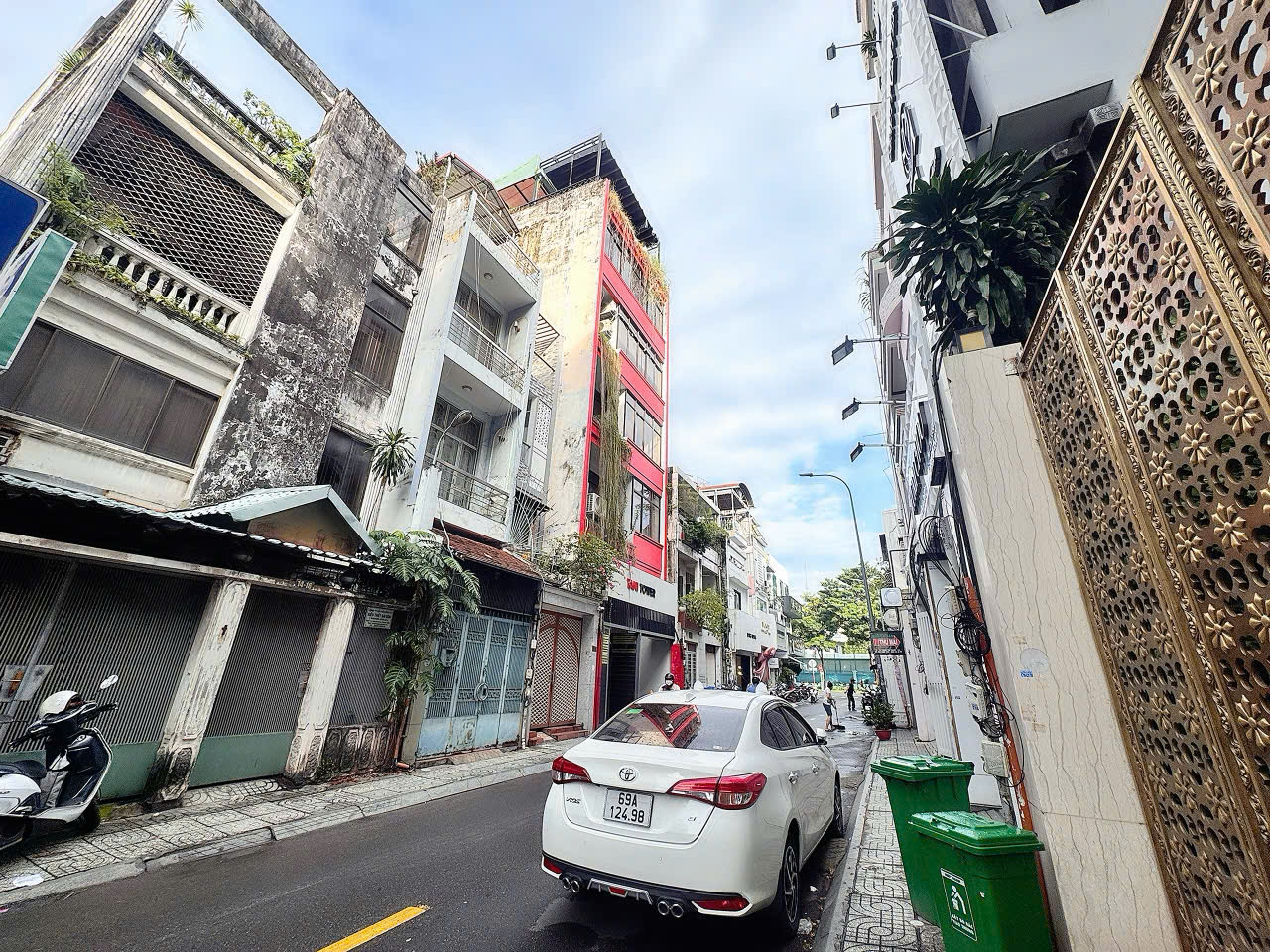 DUY NHẤT NHÀ BÁN MẶT TIỀN KD Đ.THẠCH THỊ THANH, QUẬN 1 - NAGNG ĐẸP 6M*23M - CHÍNH CHỦ 1 ĐỜI XƯA * LH GIANG GIANG: 093.86.76.685-3