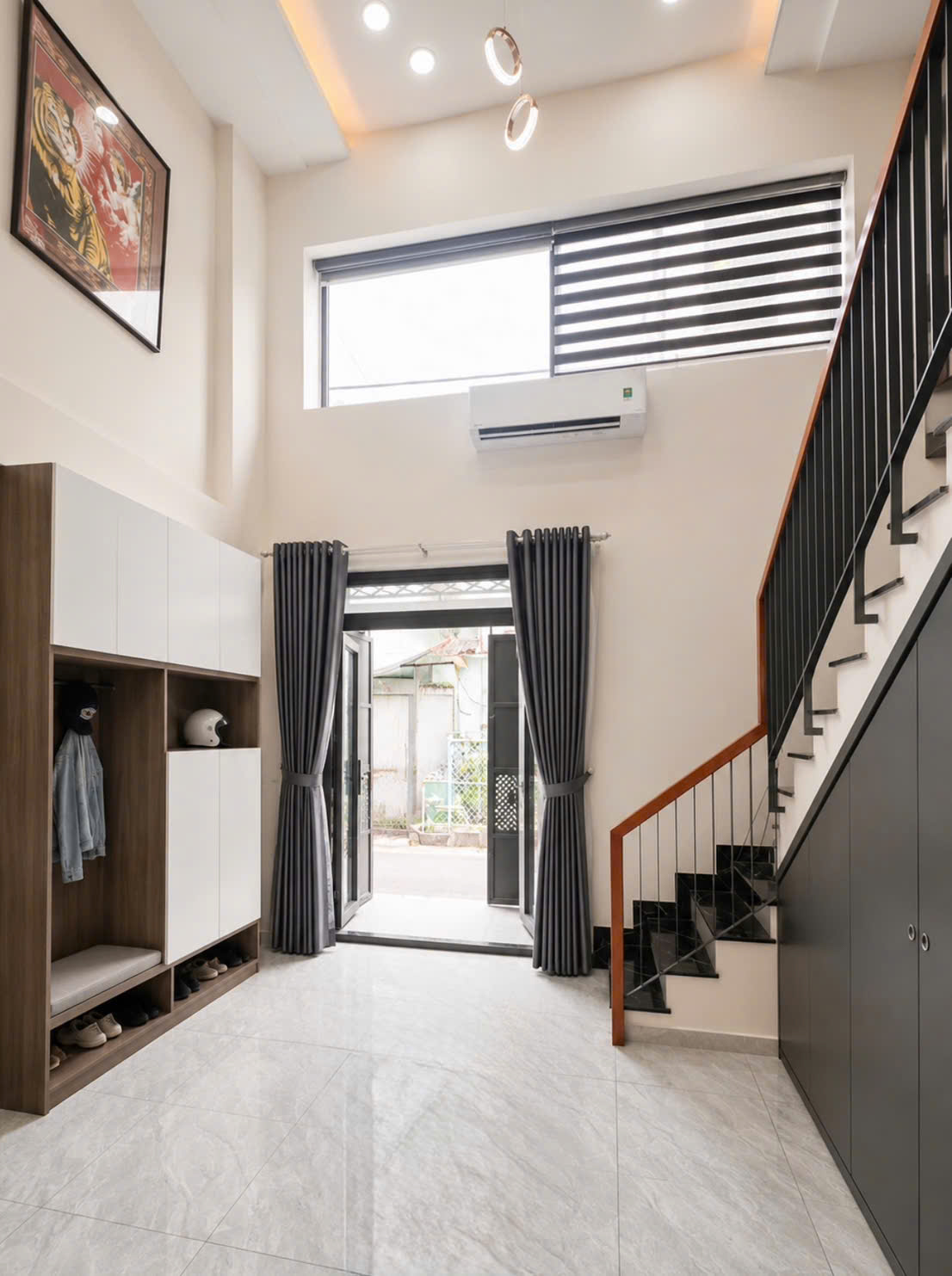 SÁT VÒNG XOAY LÊ ĐẠI HÀNH - HXH - NGANG 4.4M - 5 TẦNG BTCT ĐÚC - 50M²