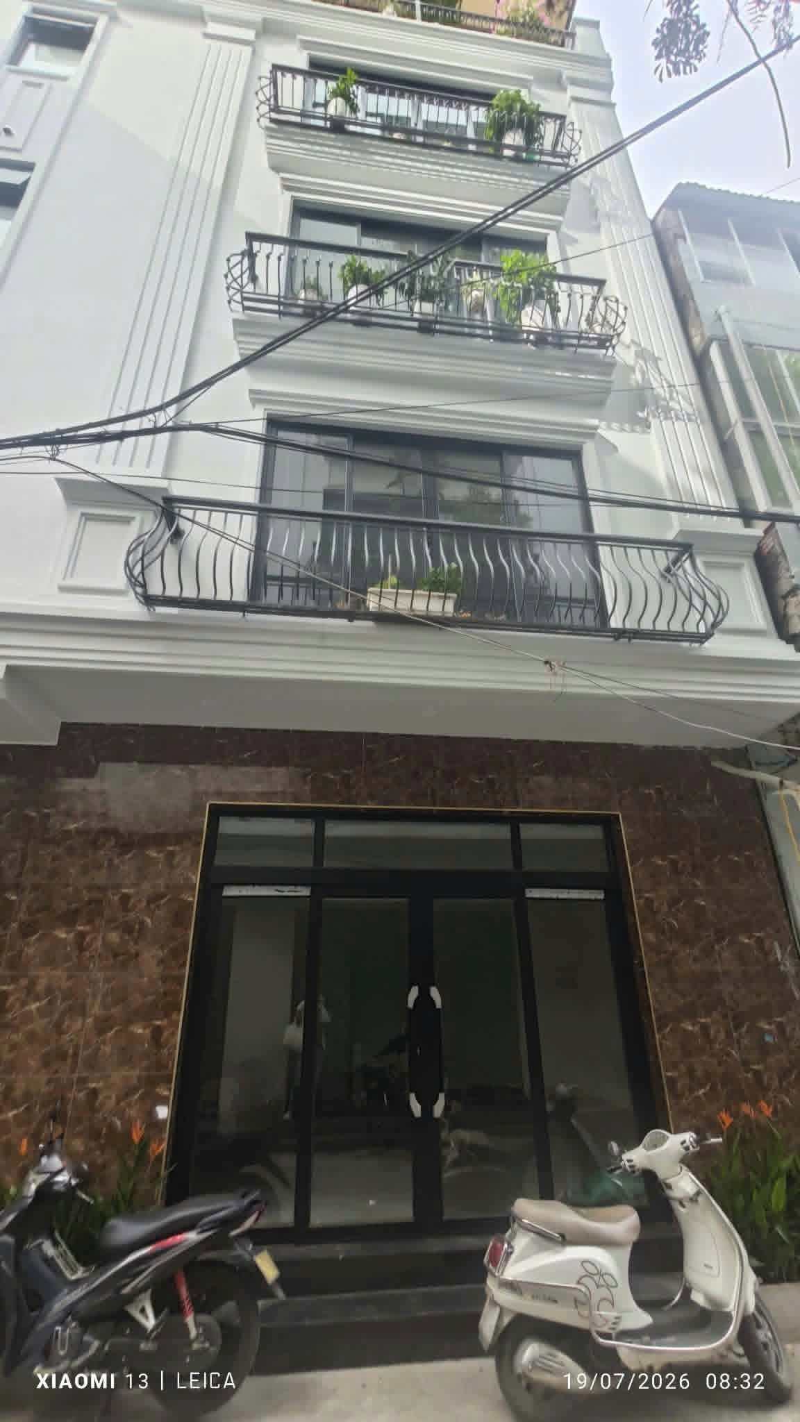 CHÍNH CHỦ CHO THUÊ NHÀ – TẦNG 1 & TẦNG 2 Nhà xây mới, thiết kế hiện đại Gần khu vực Ba Đình, Hoàn Kiếm, dân cư đông đúc