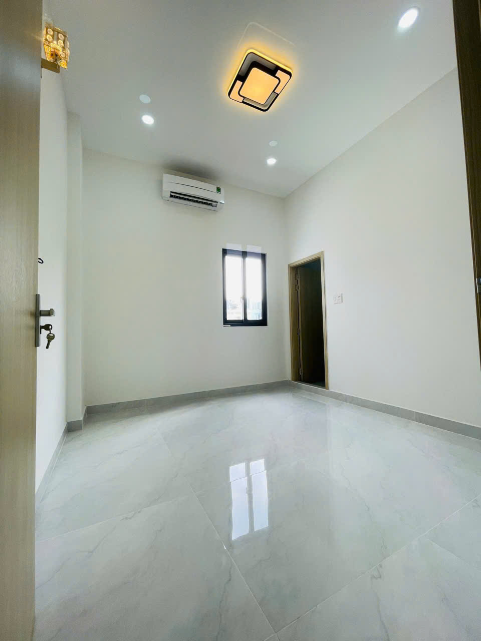 [NGANG 5M HIẾM] Nhà Nguyễn Thị Thập – 5x22M – Giá 11,2 Tỷ Thương Lượng