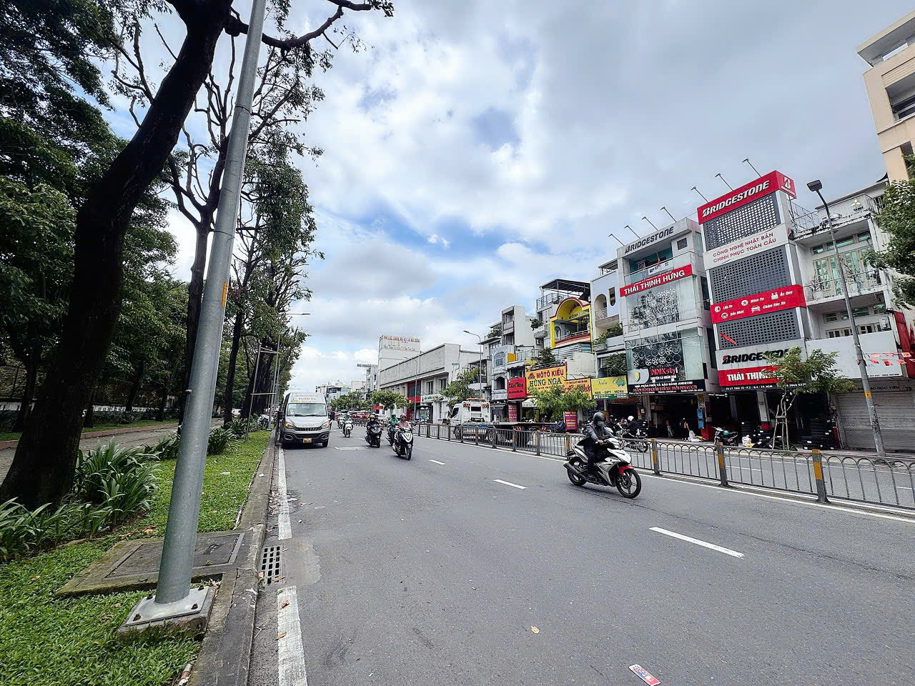 BÁN NHÀ 2 MĂT TIỀN KD Đ.LÝ THÁI TỔ, QUẬN 3 - ĐỐI DIỆN NHÀ KHÁCH CHÍNH PHỦ VỊ TRÍ SIÊU VIP - DT 74M2 - VỪA Ở VỪA CHO THUÊ & KD ĐA NGÀNH ĐỈNH