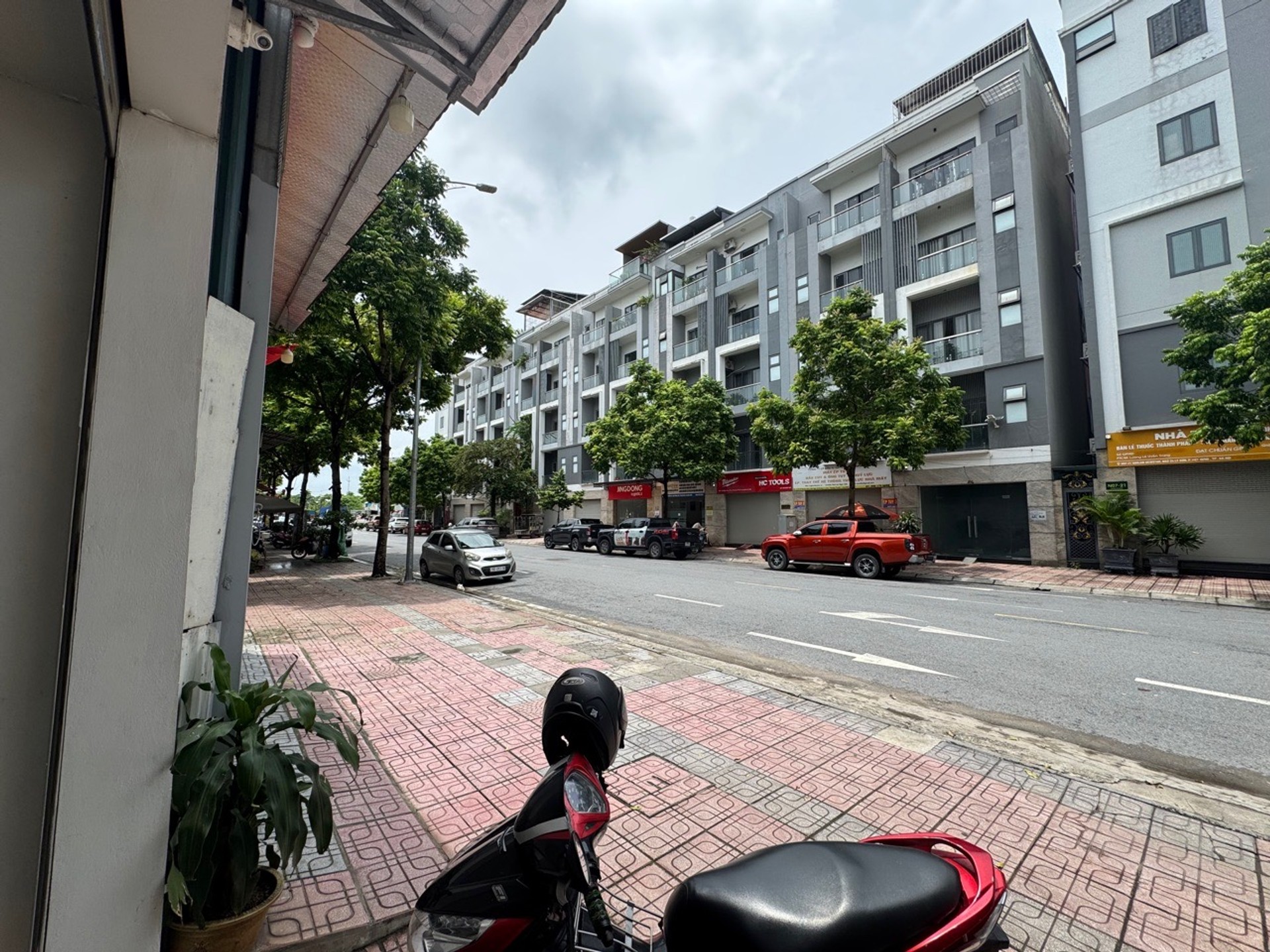 BÁN NHÀ LÝ SƠN, LONG BIÊN 52M2- 4 Tầng Ô TÔ TRÁNH, Kinh doanh đỉnh- 14 Tỷ