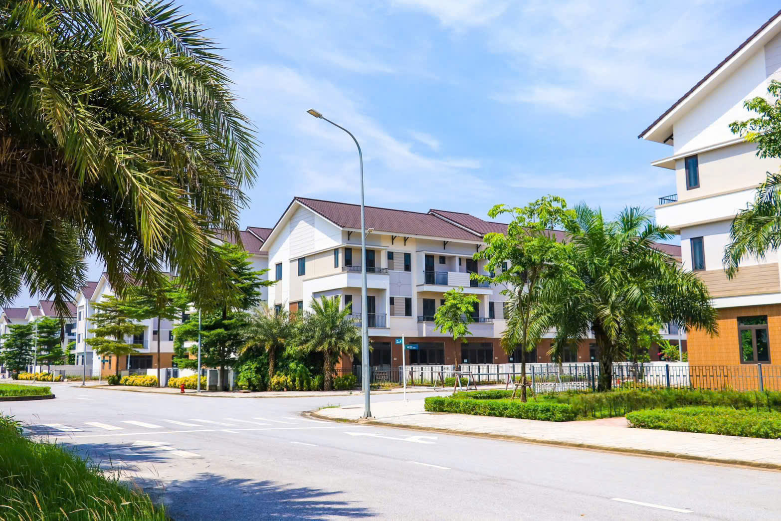 Bán Shophouse Centa RiverSide 100m² mặt tiền 6m | Kinh doanh tốt | Pháp lý rõ ràng | VSIP Bắc Ninh