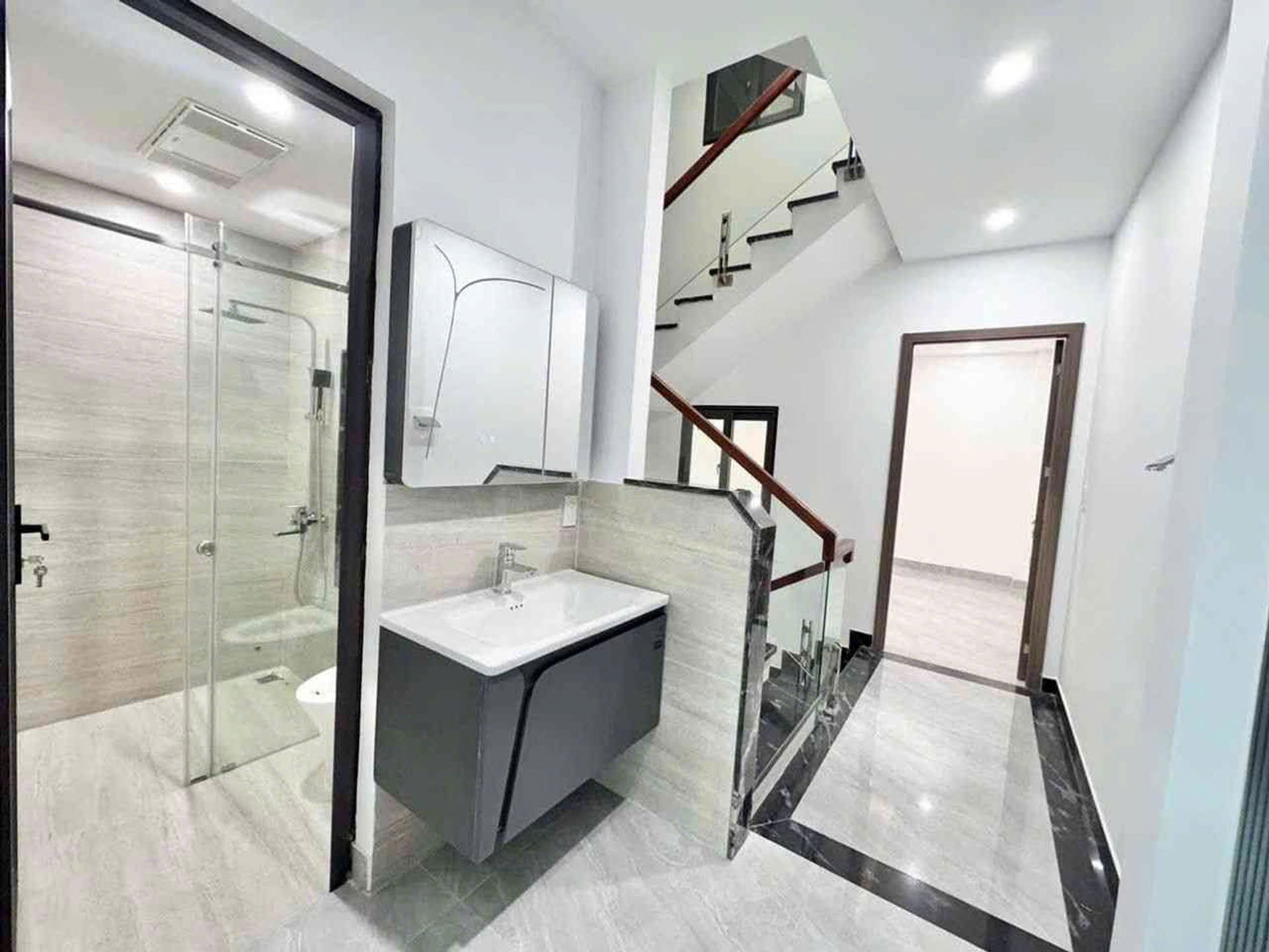 NHÀ ĐẸP 4,5 TẦNG TĐC CHỢ HOA QUẢ, HẢI PHÒNG - GIÁ CHỈ 4,6 TỶ-3