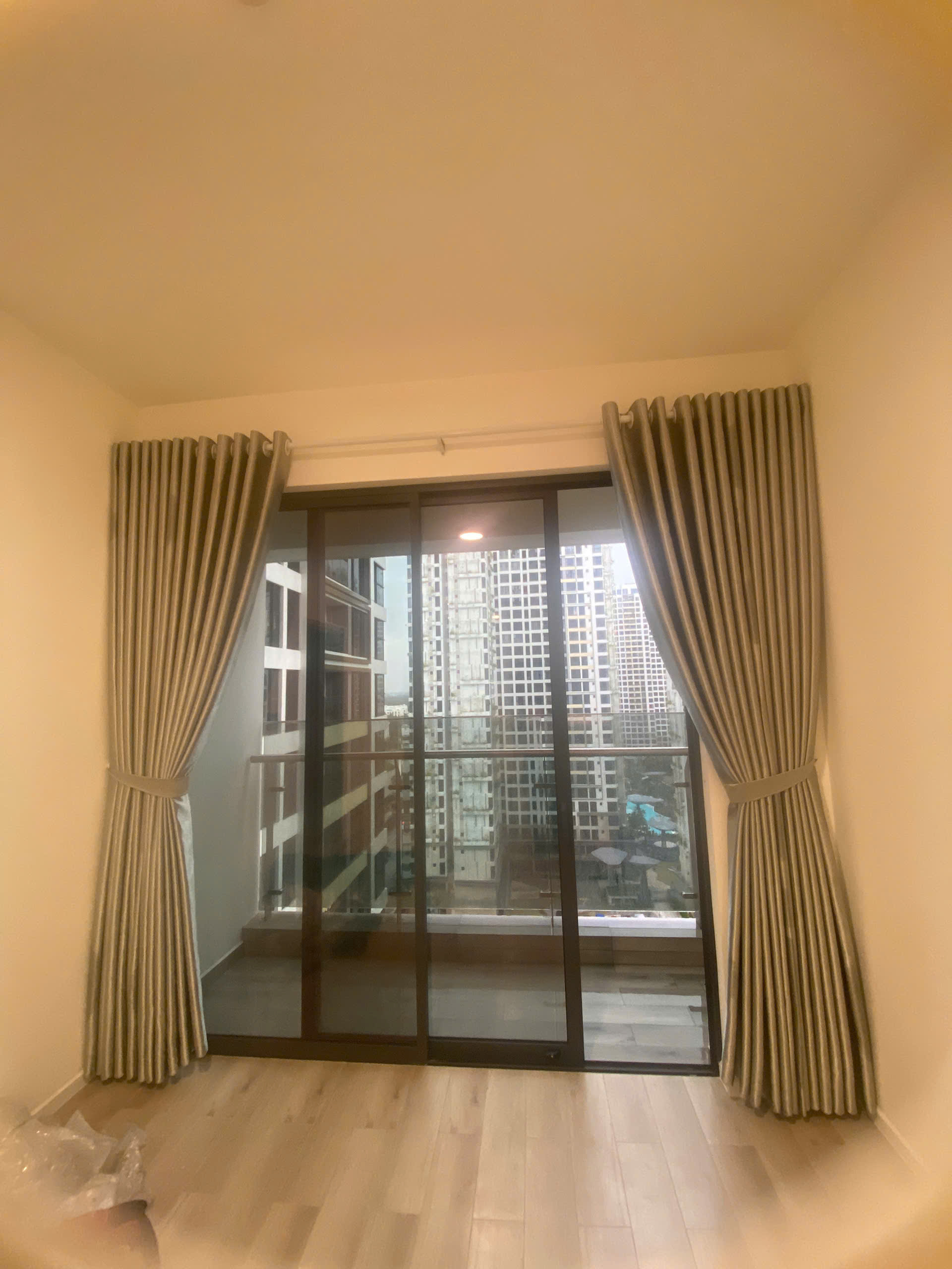 Chính Chủ Cho Thuê Căn Hộ Masteri Centre Point Q.9, Nhà Mới 100% Giá 9Tr Bao Phí Quản Lý