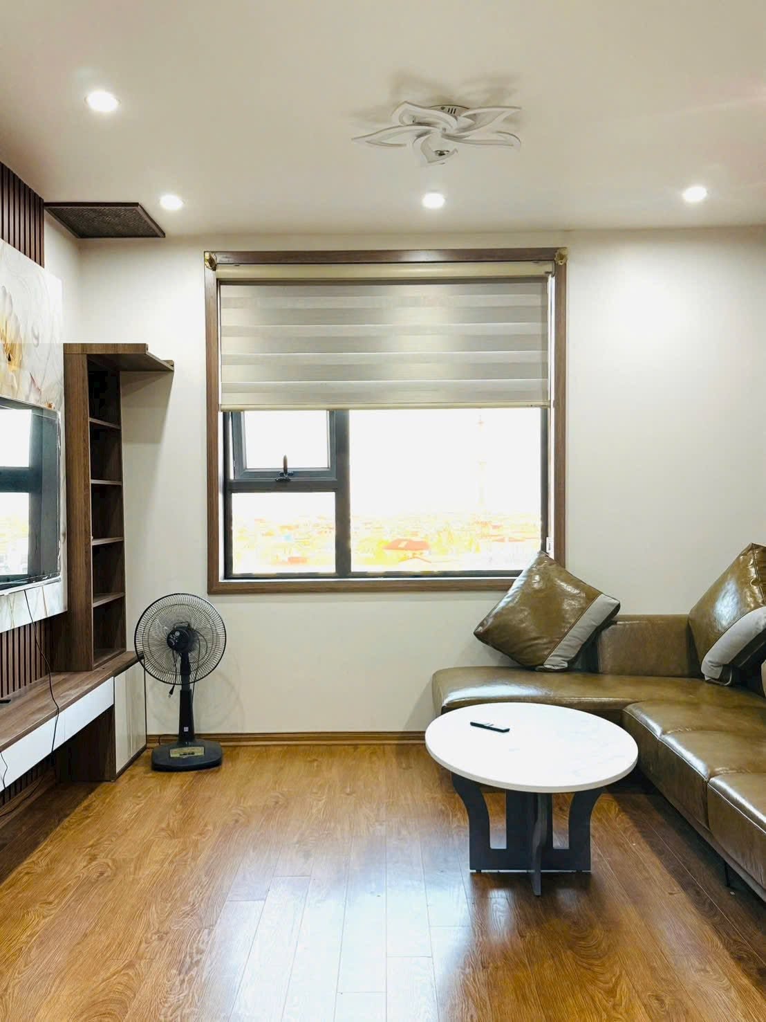 Cho thuê căn 2 ngủ, 2 vệ sinh chung cư Trần Hưng Đạo, TP Hải Dương, 68m2, căn góc, giá tốt-4
