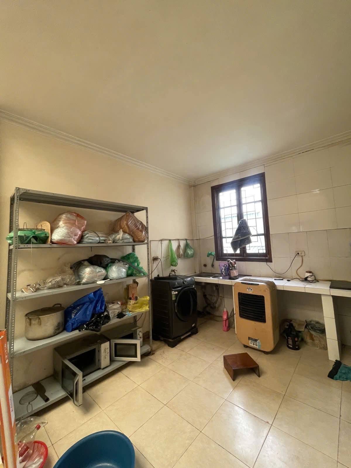 Bán nhà Nguyễn Đình Chiểu, 50m2, 4 tầng, mặt tiền gần 4m, 27.4 tỉ, ngõ ô tô, kinh doanh