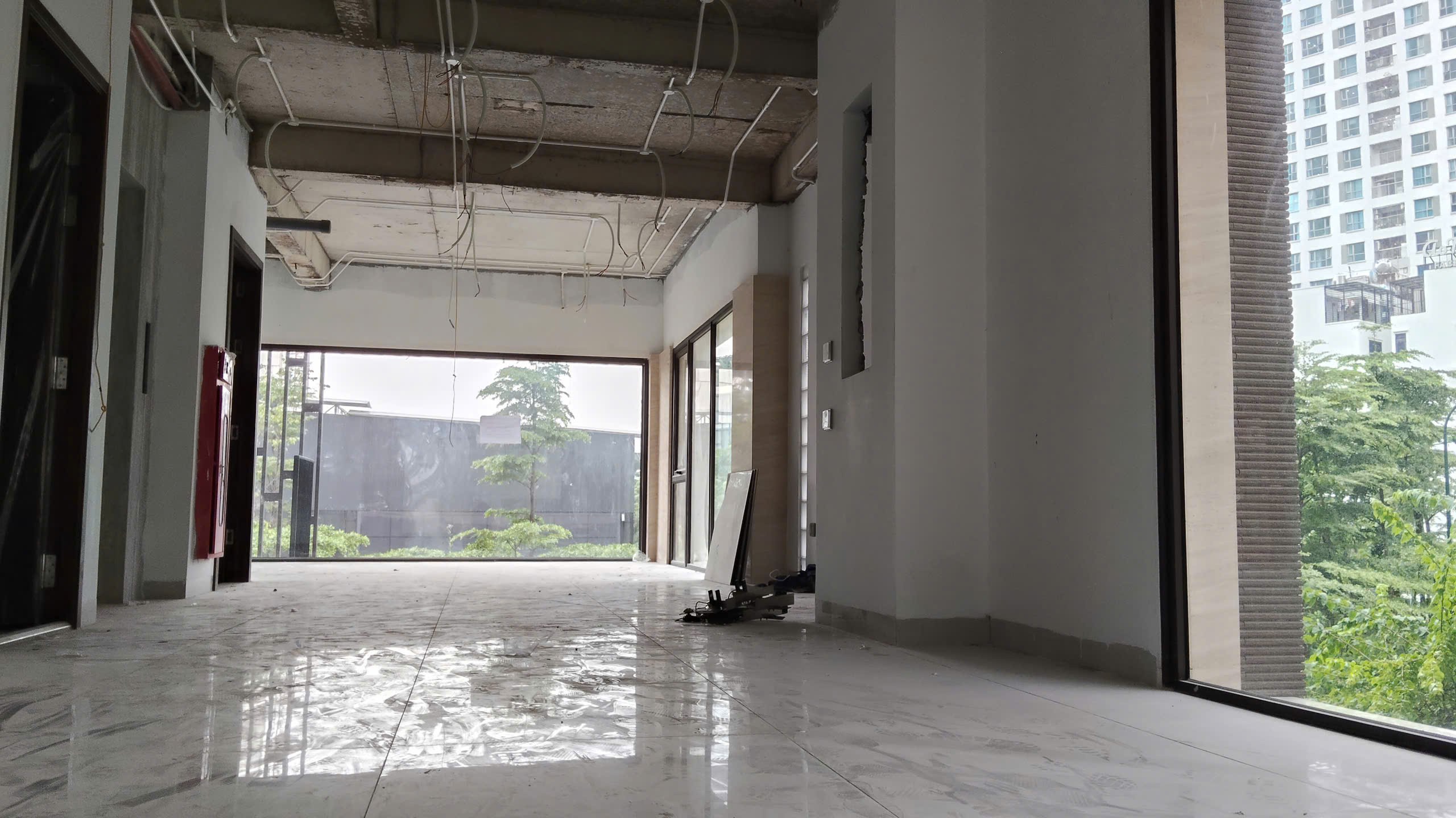 TRỤ SỞ DOANH NGHIỆP TẠI CIPUTRA – 542M², HOÀN THIỆN SẴN VẬN HÀNH-4