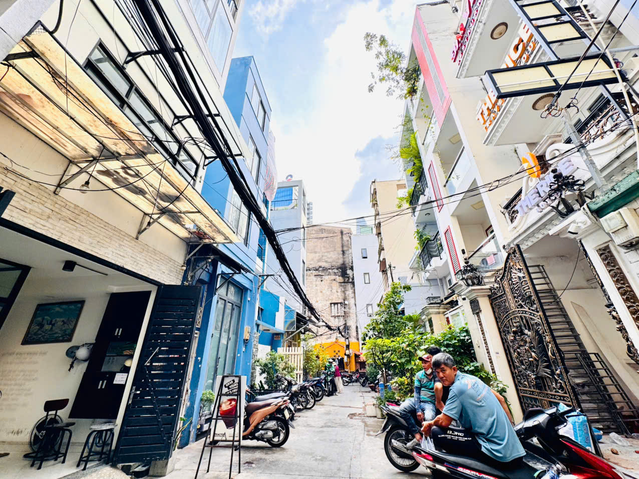 BÁN NHÀ 2 TẦNG MẶT TIỀN HXH NGUYỄN THÁI BÌNH, Q.1 (P.BÊN THÀNH)- DT 80M2 NGANG 4M*21M SH VUÔNG ĐẸP- CHÍNH CHỦ 1 ĐỜI XƯA 0938676685 GIANG GIANG