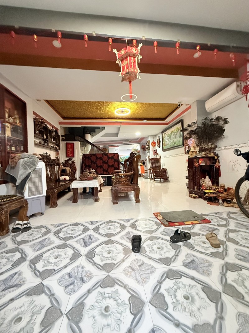 Bán Nhà Hẻm 6m Bình Thành - giao Nguyễn Thị Tú, 5x33m, 5 Tầng - 7 PN, chỉ 5,5 Tỷ.