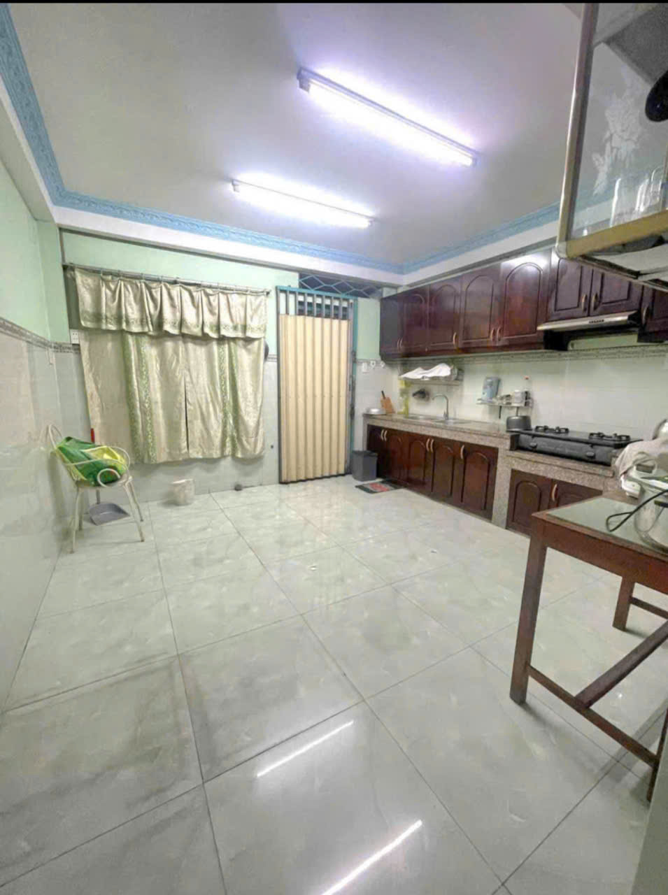 💥🏠🚘BÌNH TÂN, SÁT MẶT TIỀN , Ô TÔ THÔNG, DTSD 80M2, 3TẦNG, VUÔNG A4, 4PN, NHỈNH 5 TỶ XÍU-2