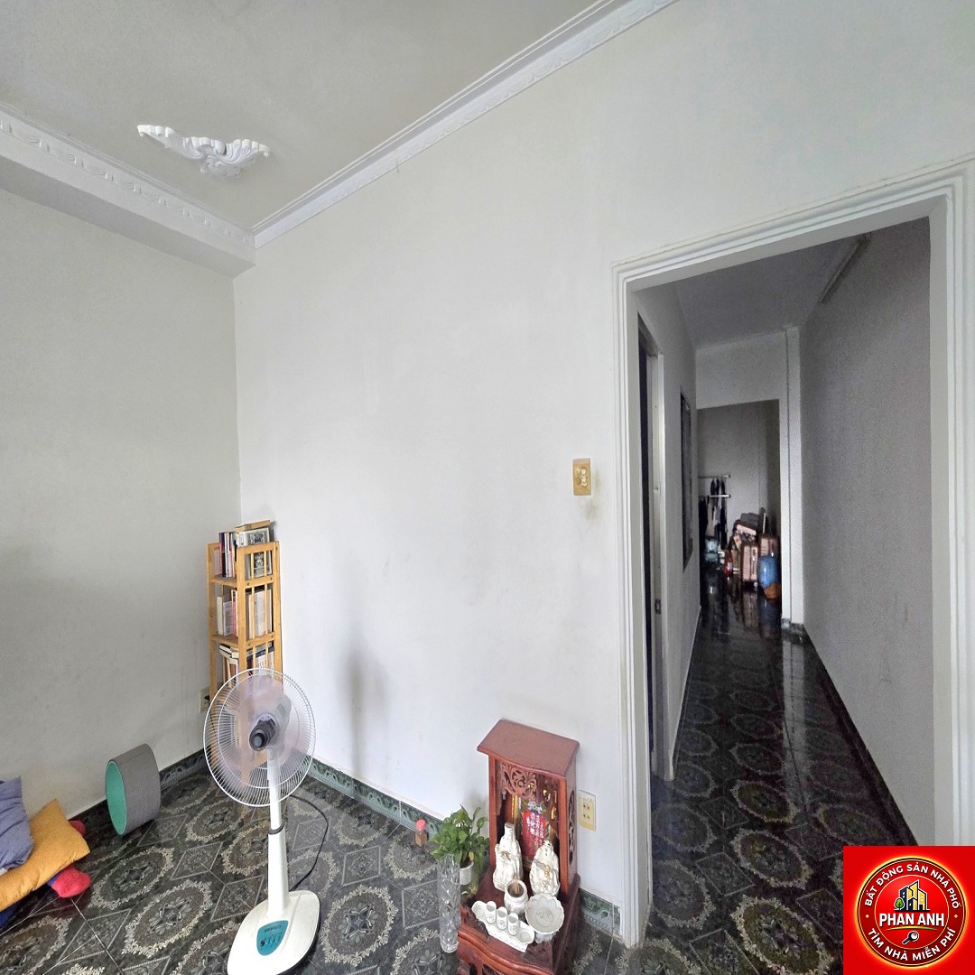 Mặt tiền đẹp – Khu Trường Thọ giờ còn mấy căn như này?  Nhà 2 tầng bố trí hợp lý chỉ với 11 đồng.