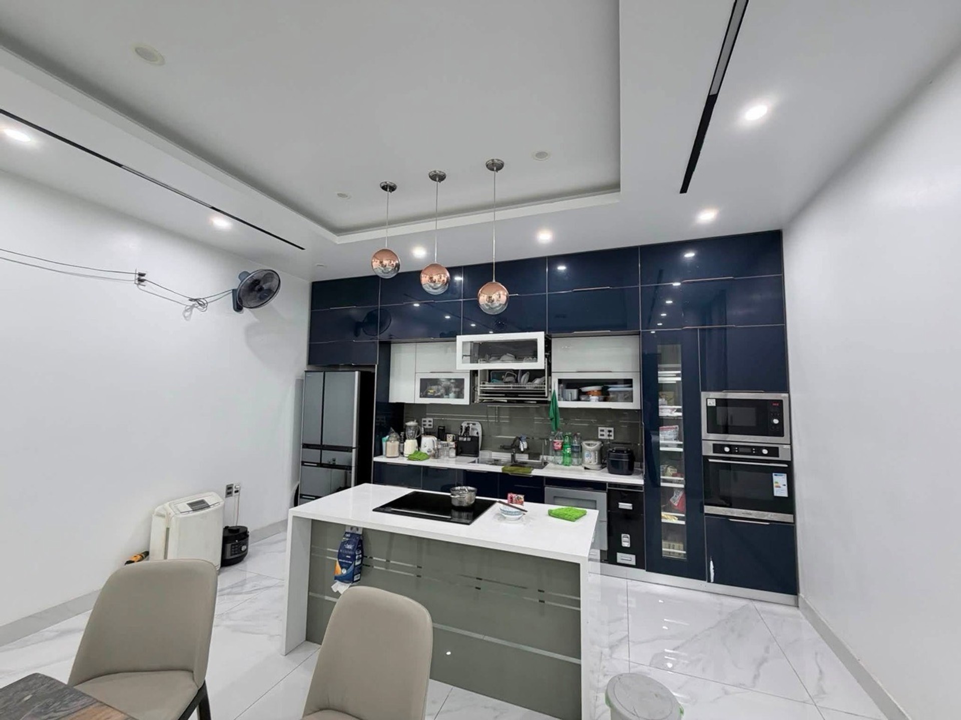 Bán biệt thự sân vườn - 2 mặt ngõ - 3 ô tô tránh - Đẳng cấp an cư