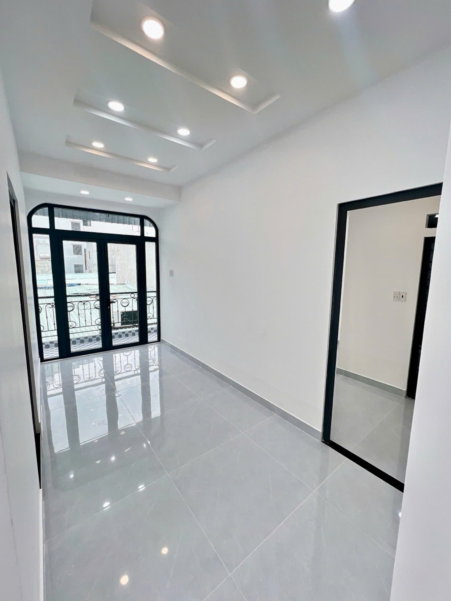 BÁN NHÀ GẦN PARC MALL CAO LỖ – QUẬN 8 – 61M2 – NHỈNH 5 TỶ- LH 0784968131-3