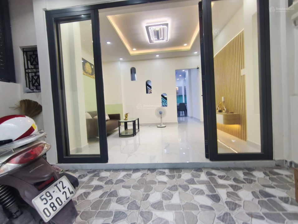 Không QH, KDC hiện hữu Dương Bá Trạc Q.8, 3 tầng, 4x11m, chỉ 6,3 tỷ