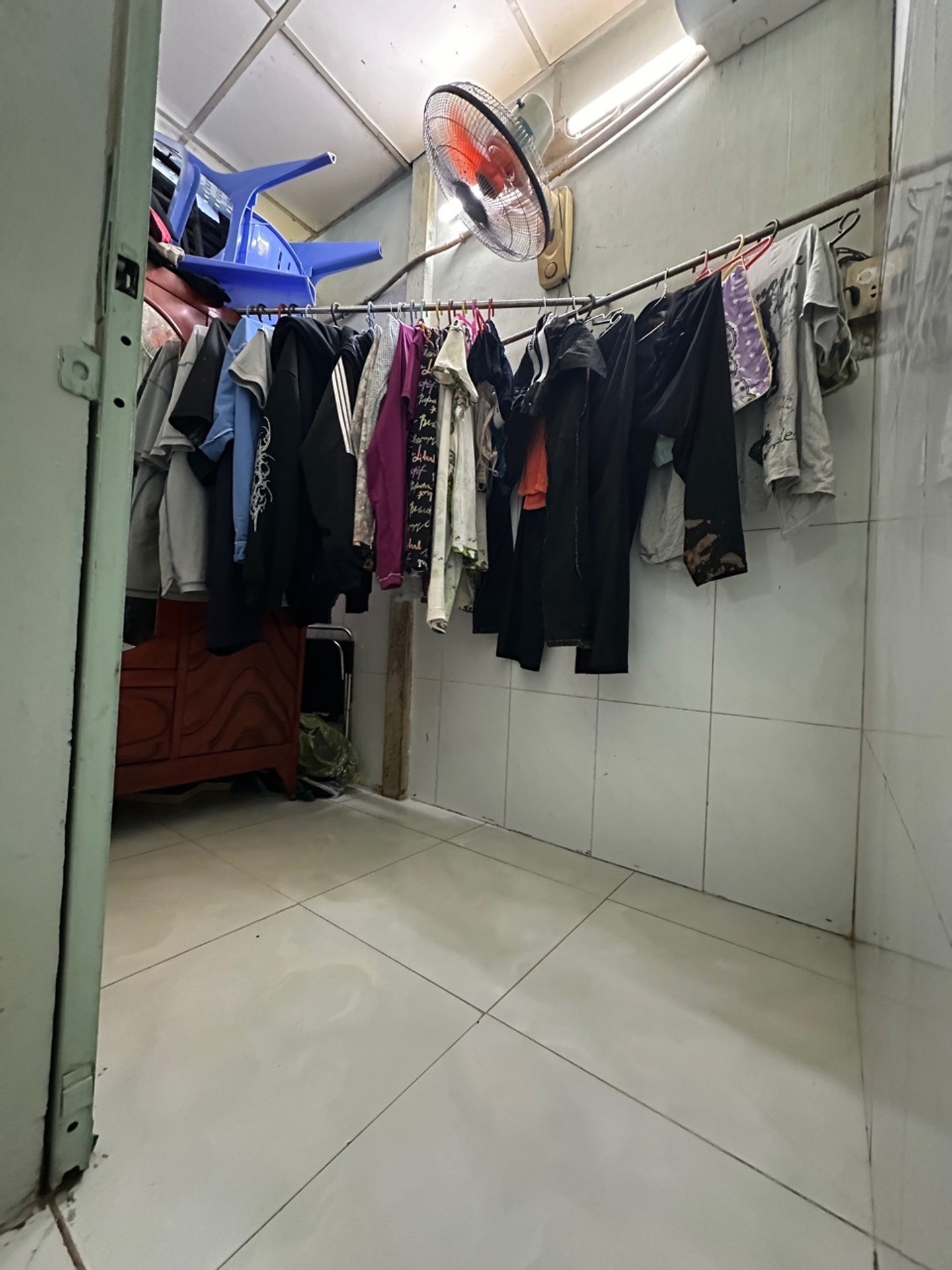 QUẬN 8 - gần cầu Chánh Hưng, gần cầu chà và , thuận tiện di chuyển sang các quận.