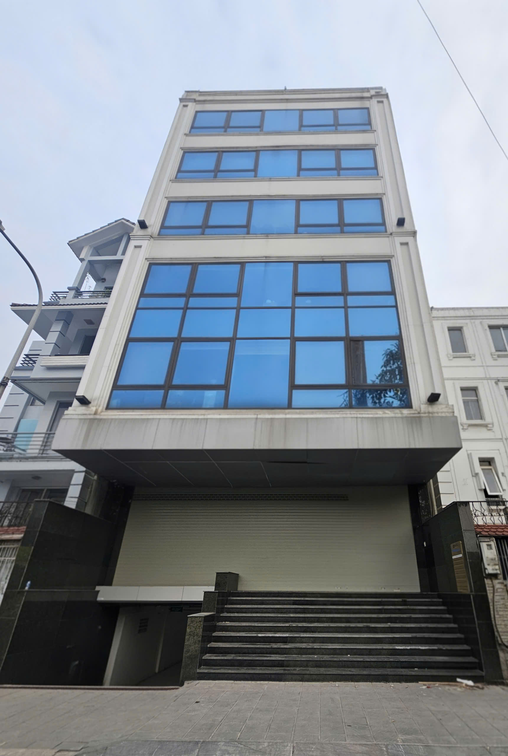 Cho thuê nhà, 134m2_ 6T; Hoàng Quốc Việt, Tô Hiệu, Nghĩa Tân -76 tr