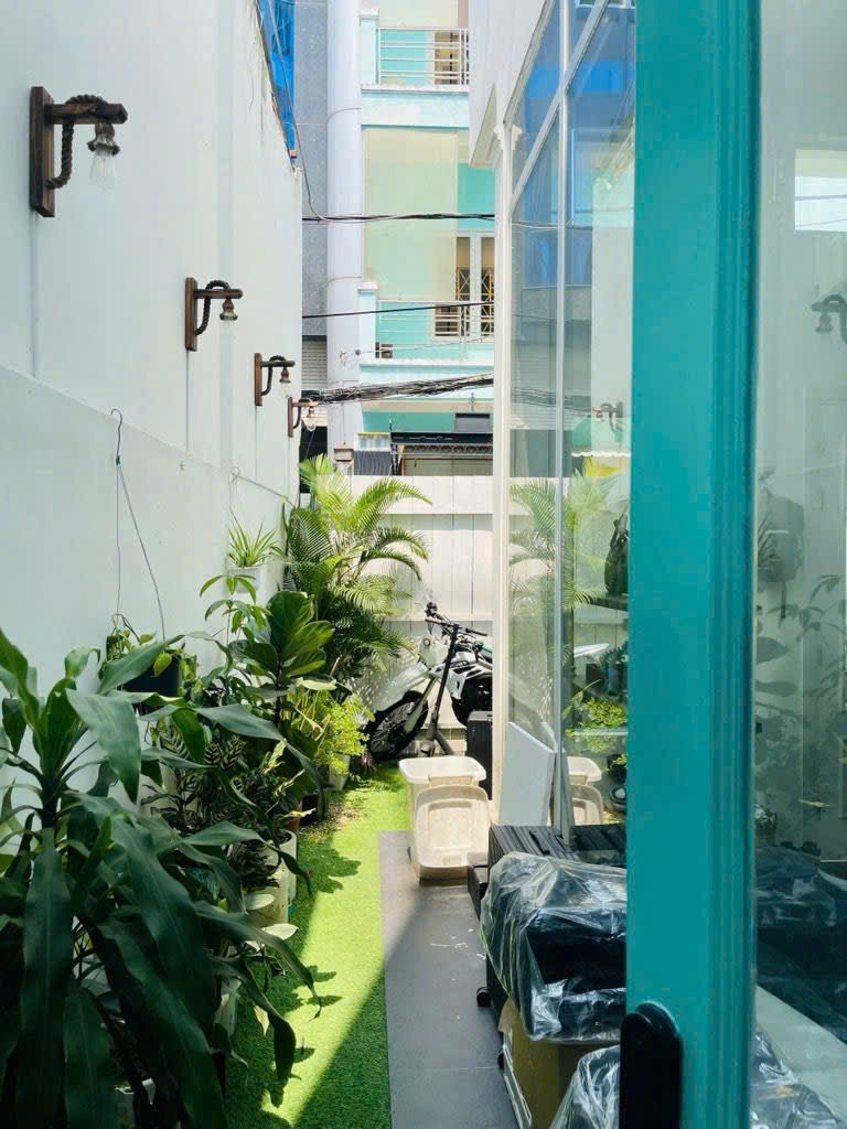 BÁN NHÀ 4 TẦNG 2 MẶT TIỀN HXH 6M Đ.LÊ THỊ RIÊNG, QUẬN 1- DT 7M*15M SH VUÔNG ĐẸP- KHAI THÁC DÒNG TIỀN KHÁCH TÂY LƯU TRÚ ĐÔNG- 0938676685 GIANG GIANG-4