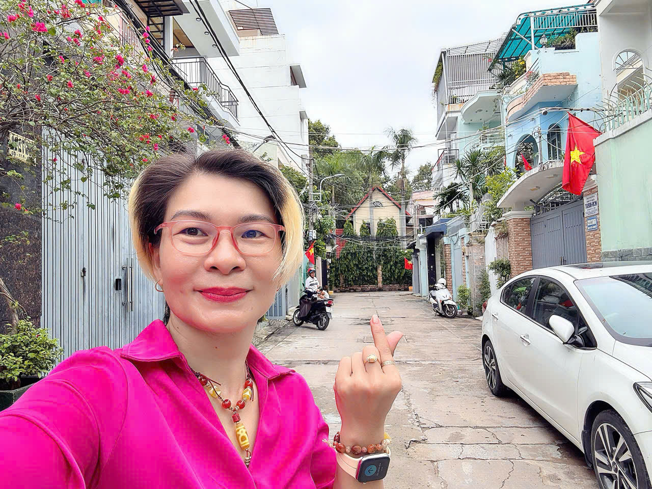 BÁN NHÀ 2 TẦNG KHU BIỆT THỰ CÁCH MẠNG THÁNG 8, QUẬN 3 - CHỈ 16,5T - NGANG ĐẸP 4,4M*19M*LH GIANG GIANG: 0938676685