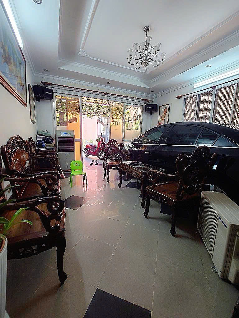 BÁN NHÀ 3 TẦNG HXH Đ.NAM KỲ KHỞI NGHĨA, QUẬN 3 - DT 64M2 - XE HƠI NGỦ TRONG NHÀ* LH GIANG GIANG: 093.86.76.685-3