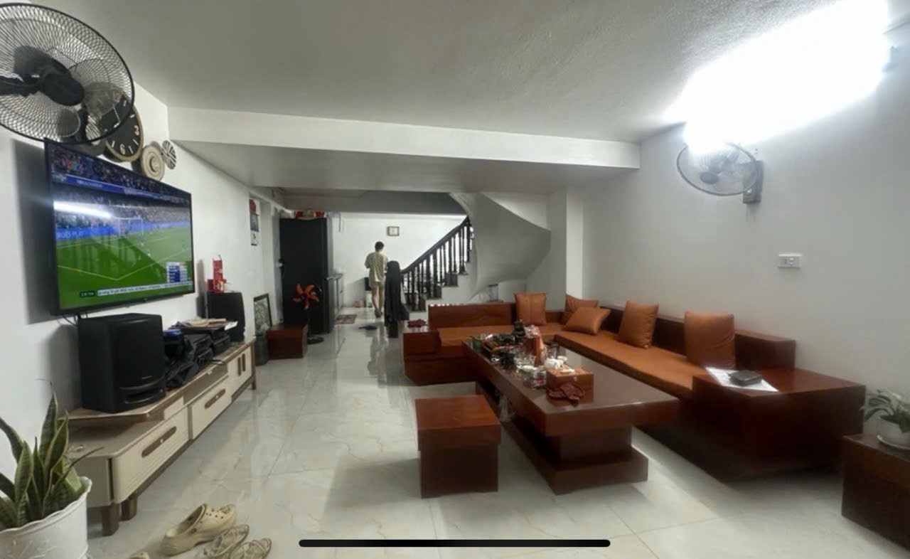 BÁN NHÀ 4 TẦNG NGÕ 2 NGỌC THỤY, PHƯỜNG BỒ ĐỀ – GIÁ 7,5 TỶ-3